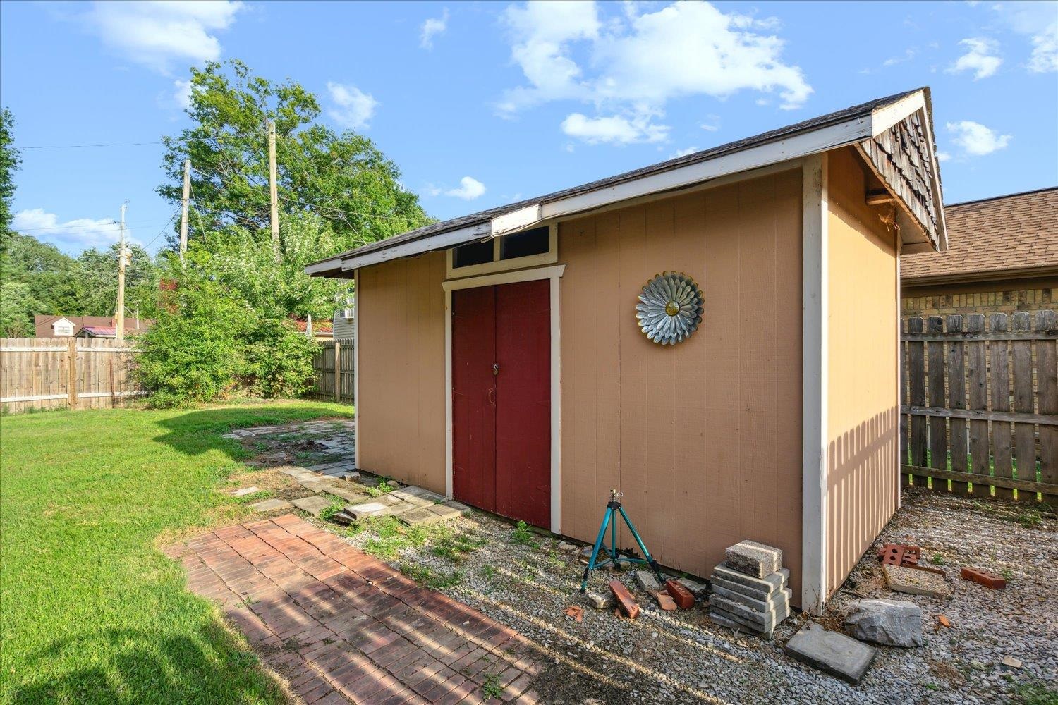 4419 LOGAN'S PATH RD