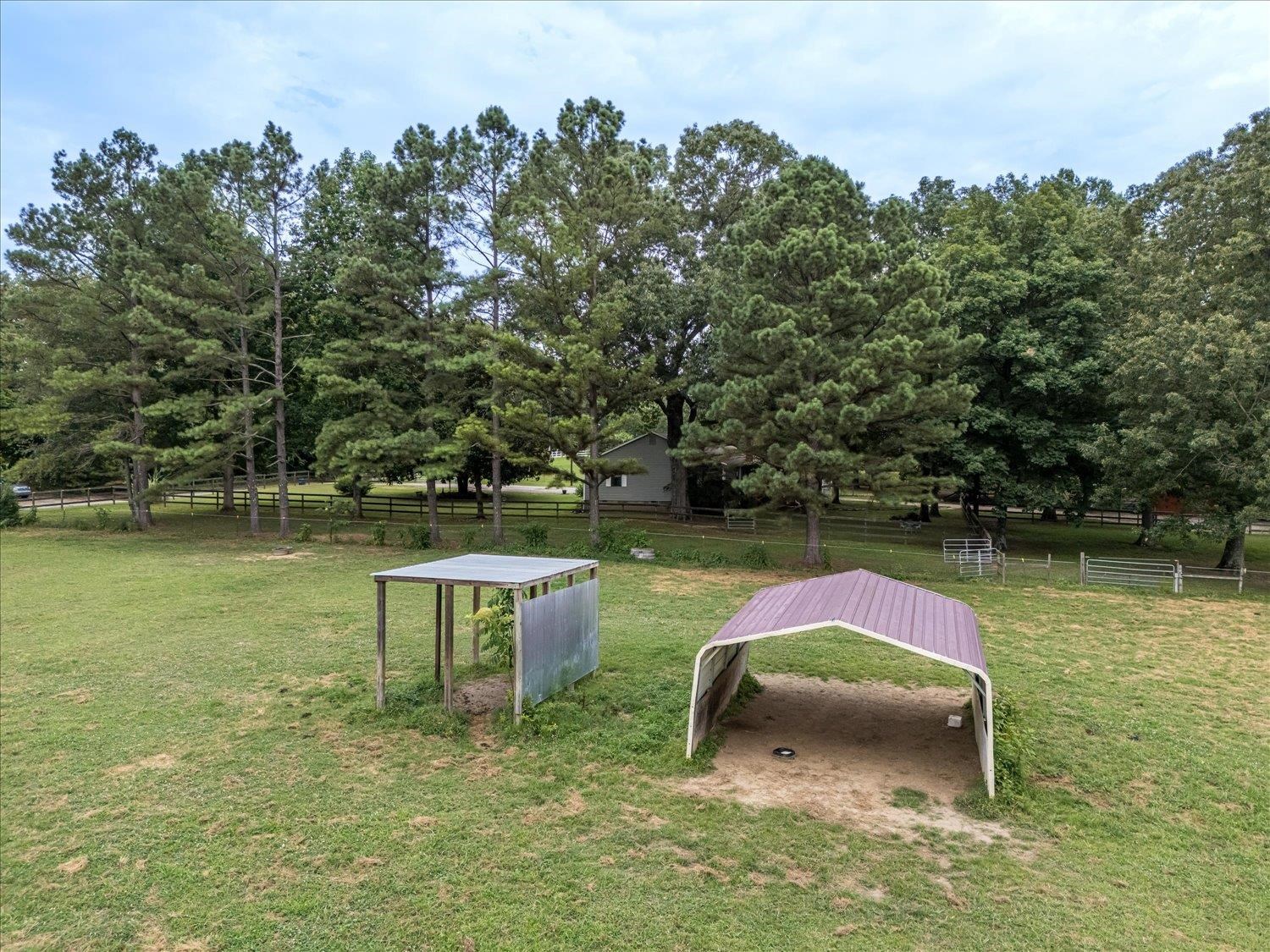 CLAY POND DR