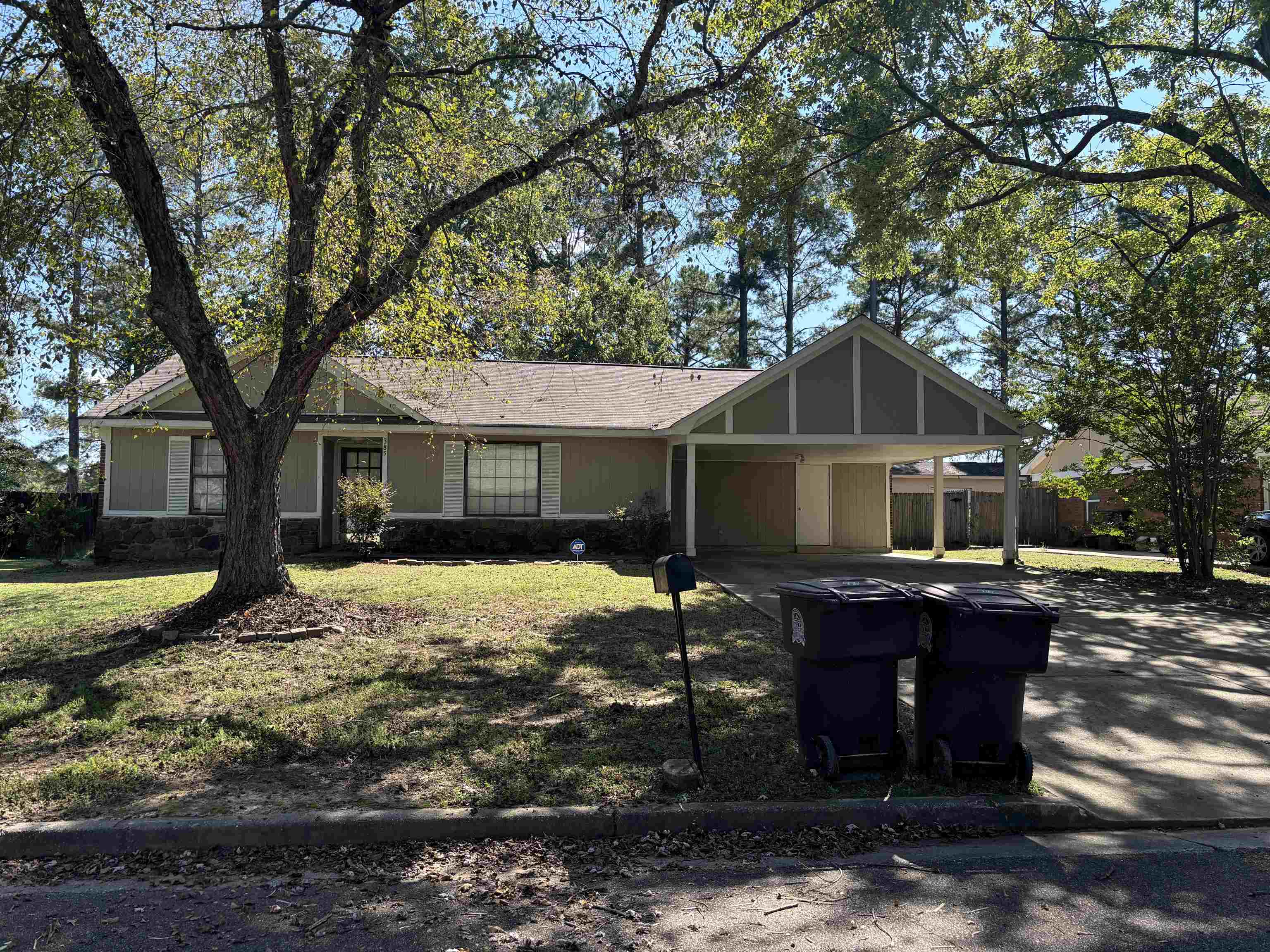 385 ASHANA DR