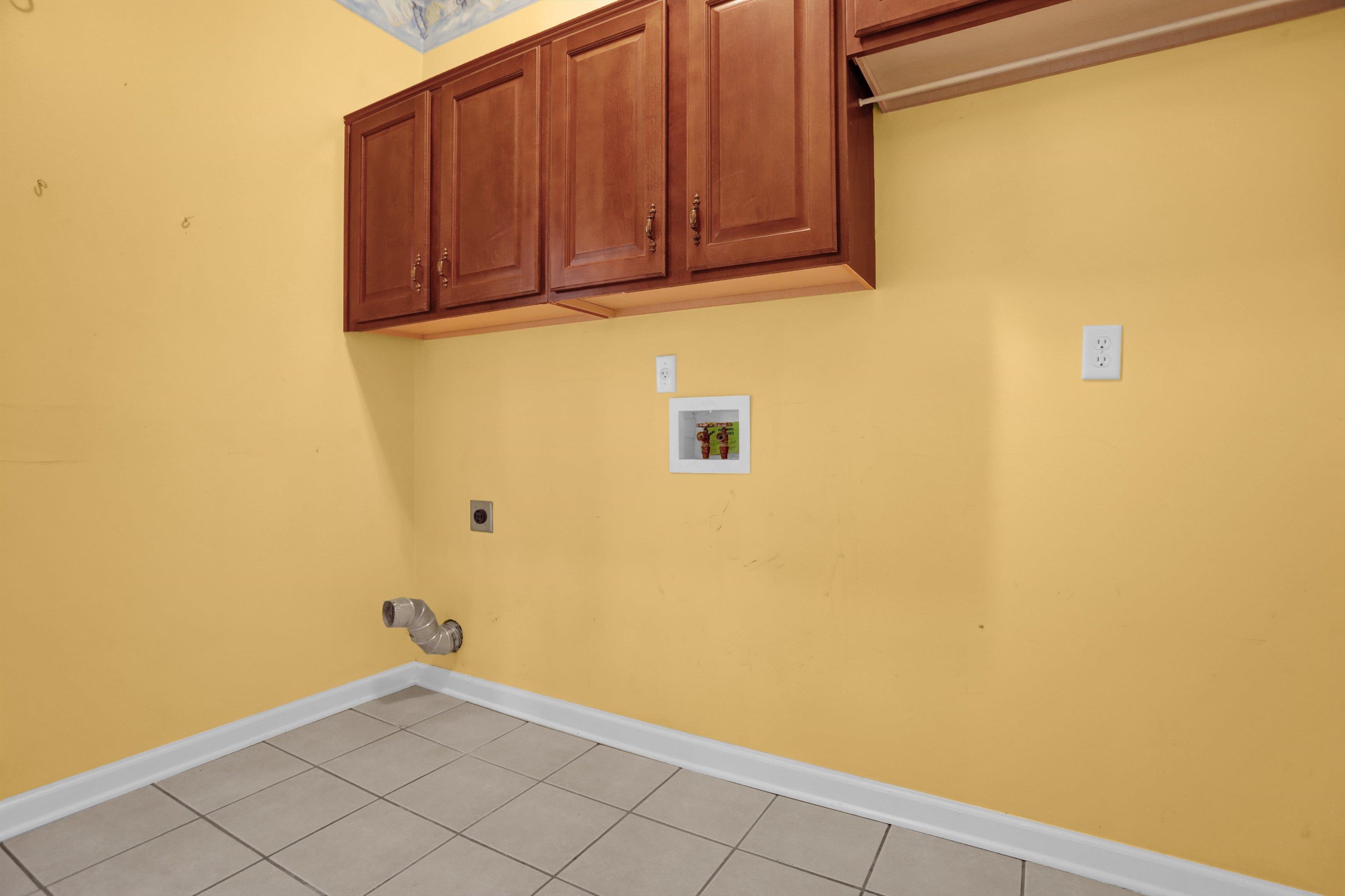 3828 LIGHTHOUSE LN