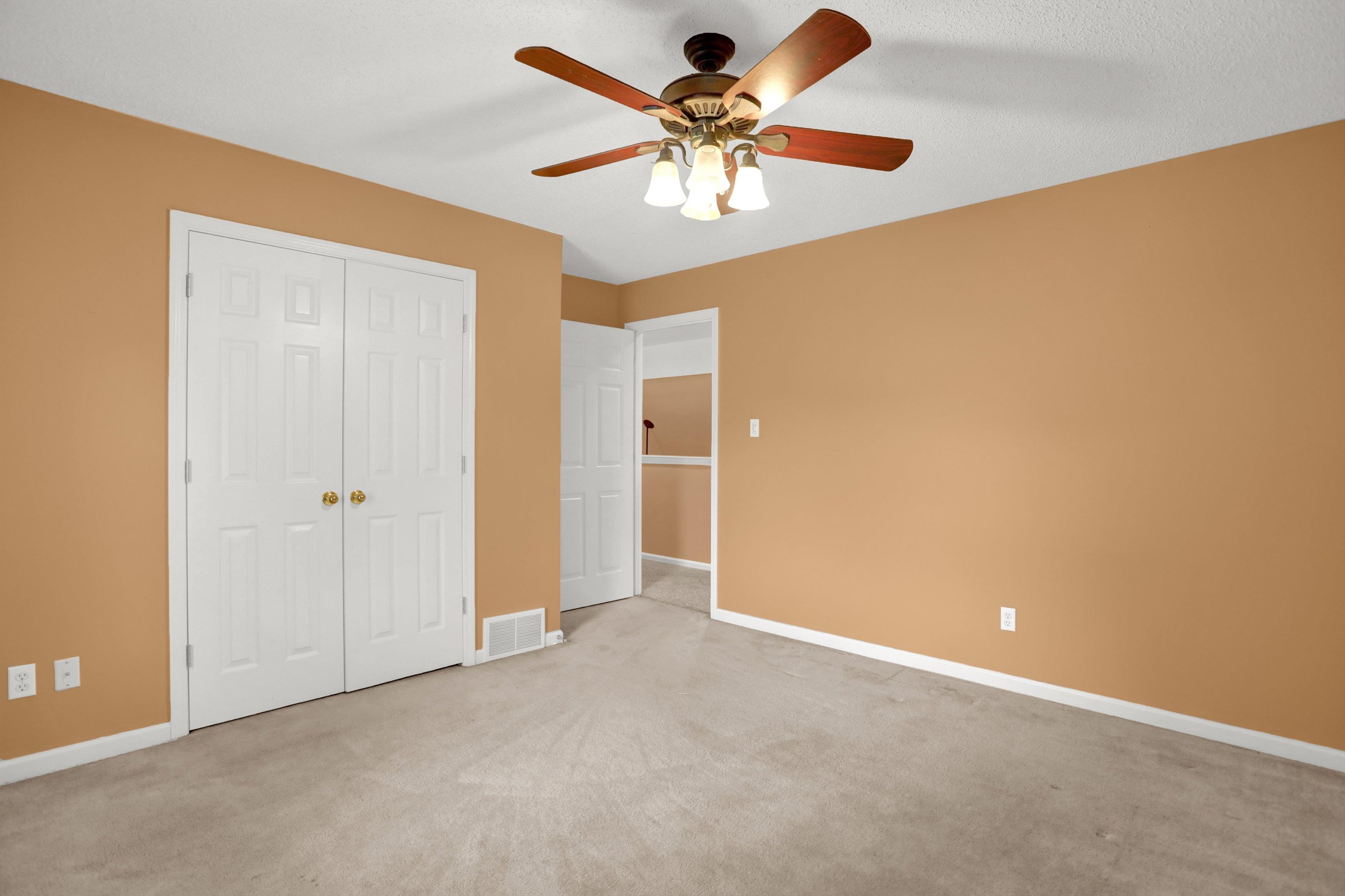 3828 LIGHTHOUSE LN