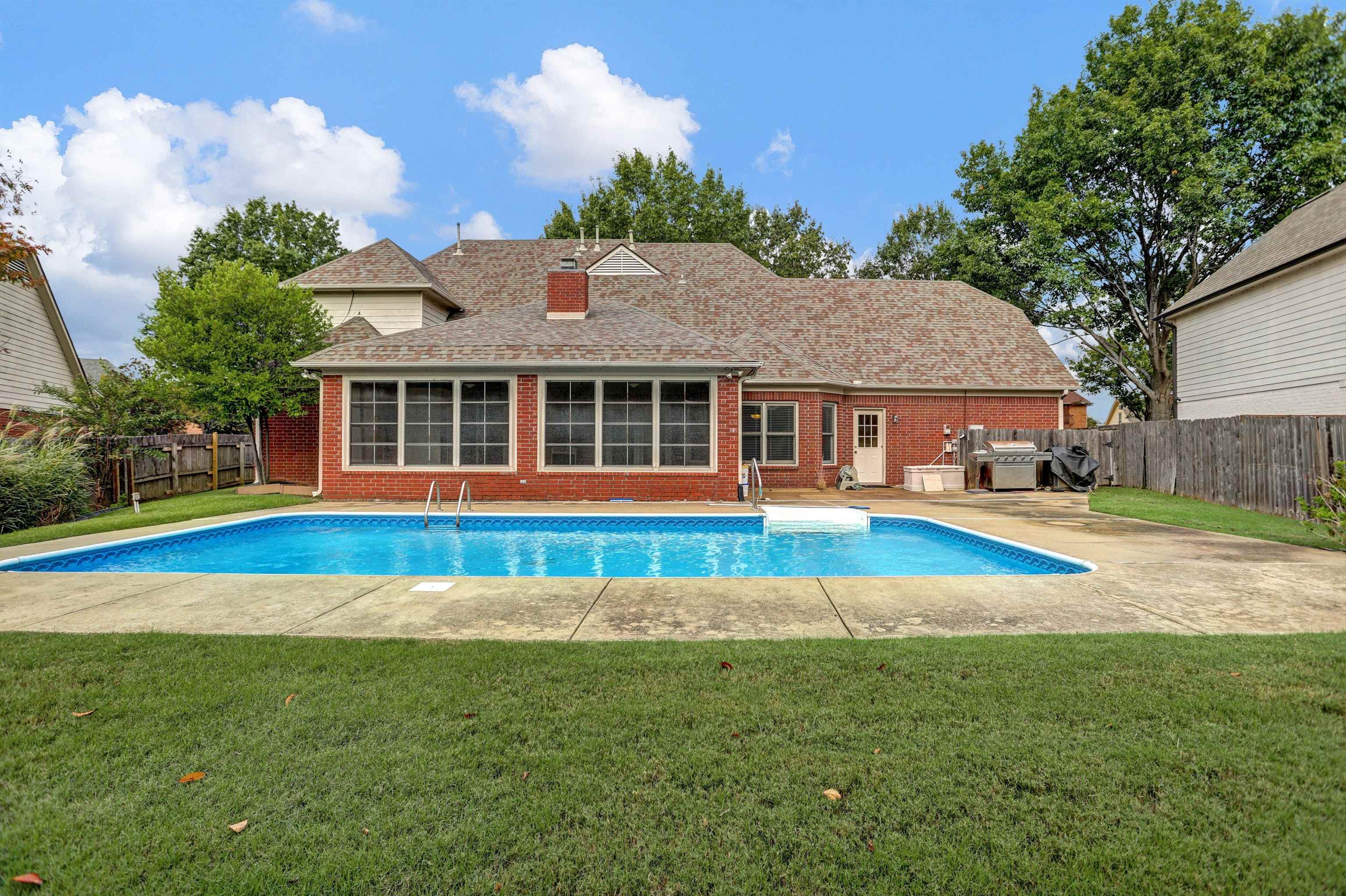 3828 LIGHTHOUSE LN