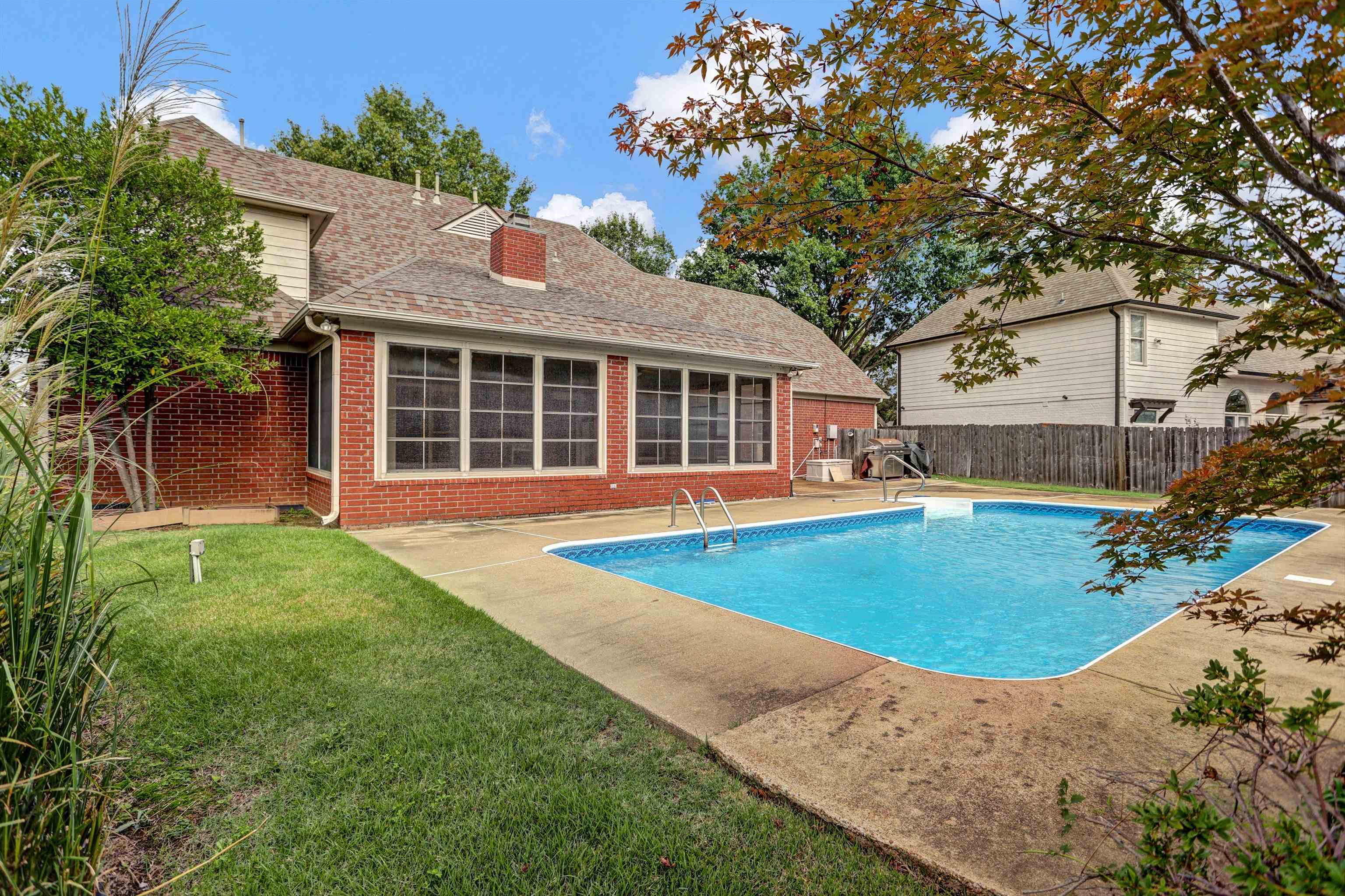 3828 LIGHTHOUSE LN