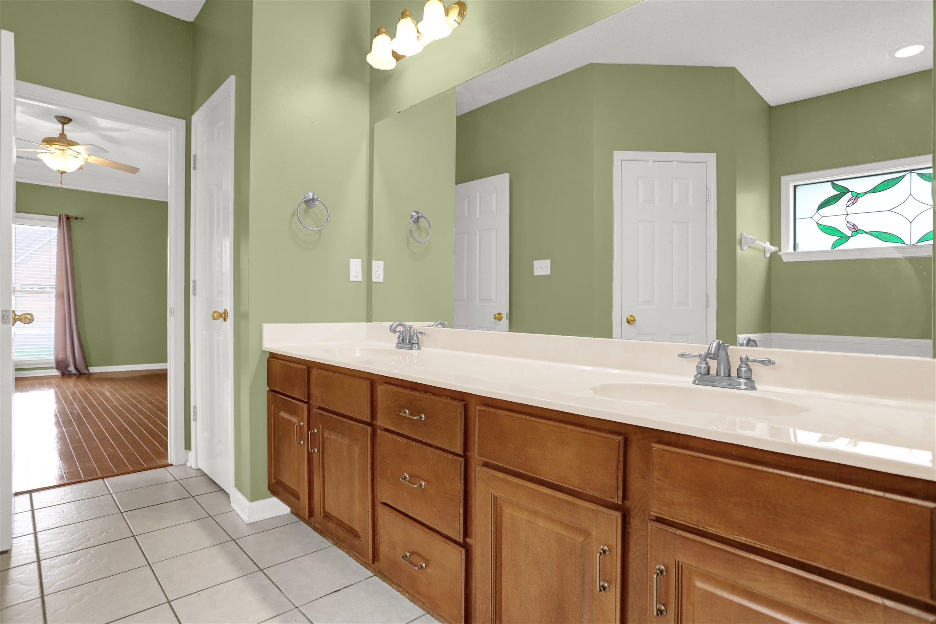 3828 LIGHTHOUSE LN