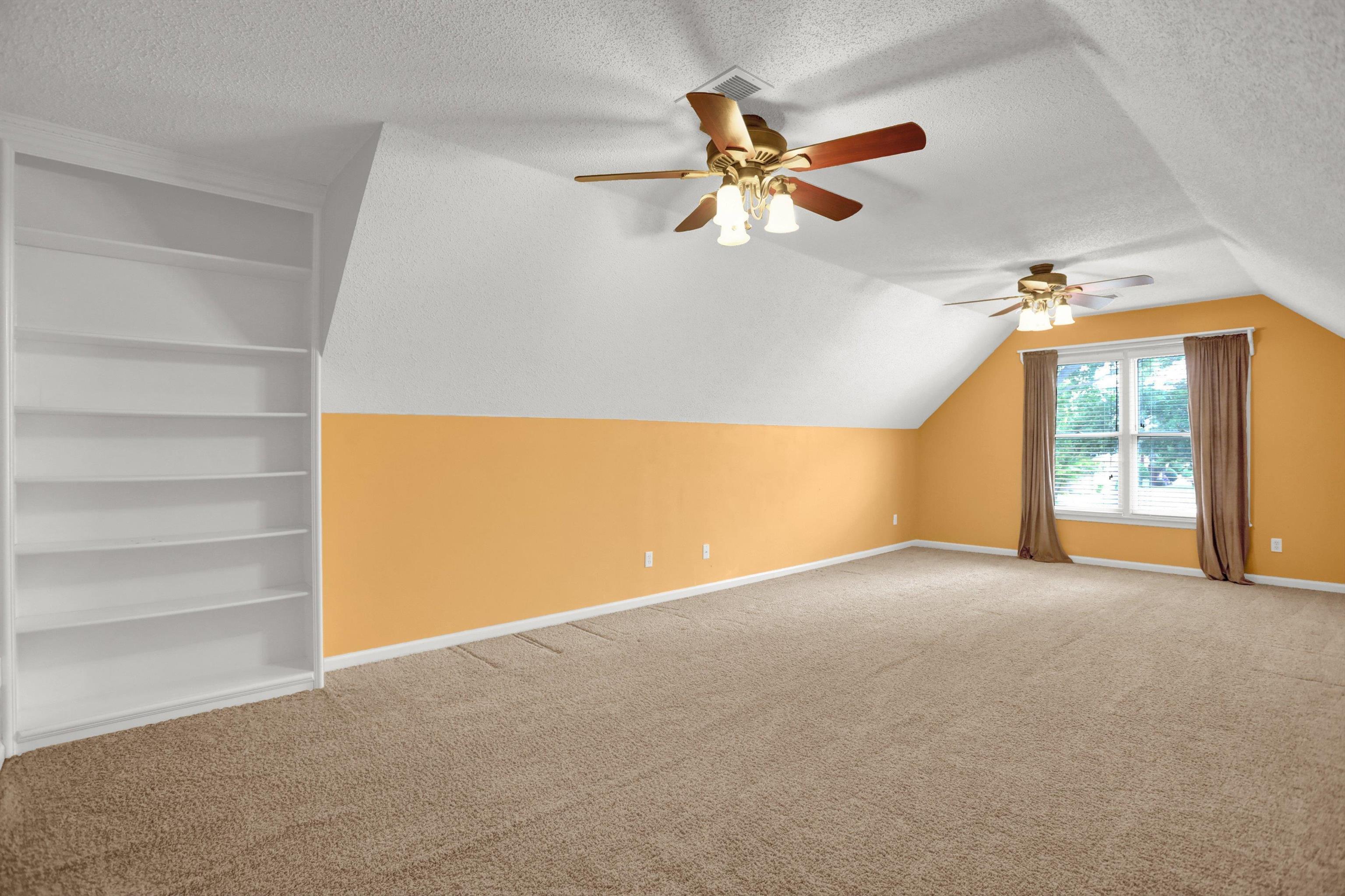 3828 LIGHTHOUSE LN