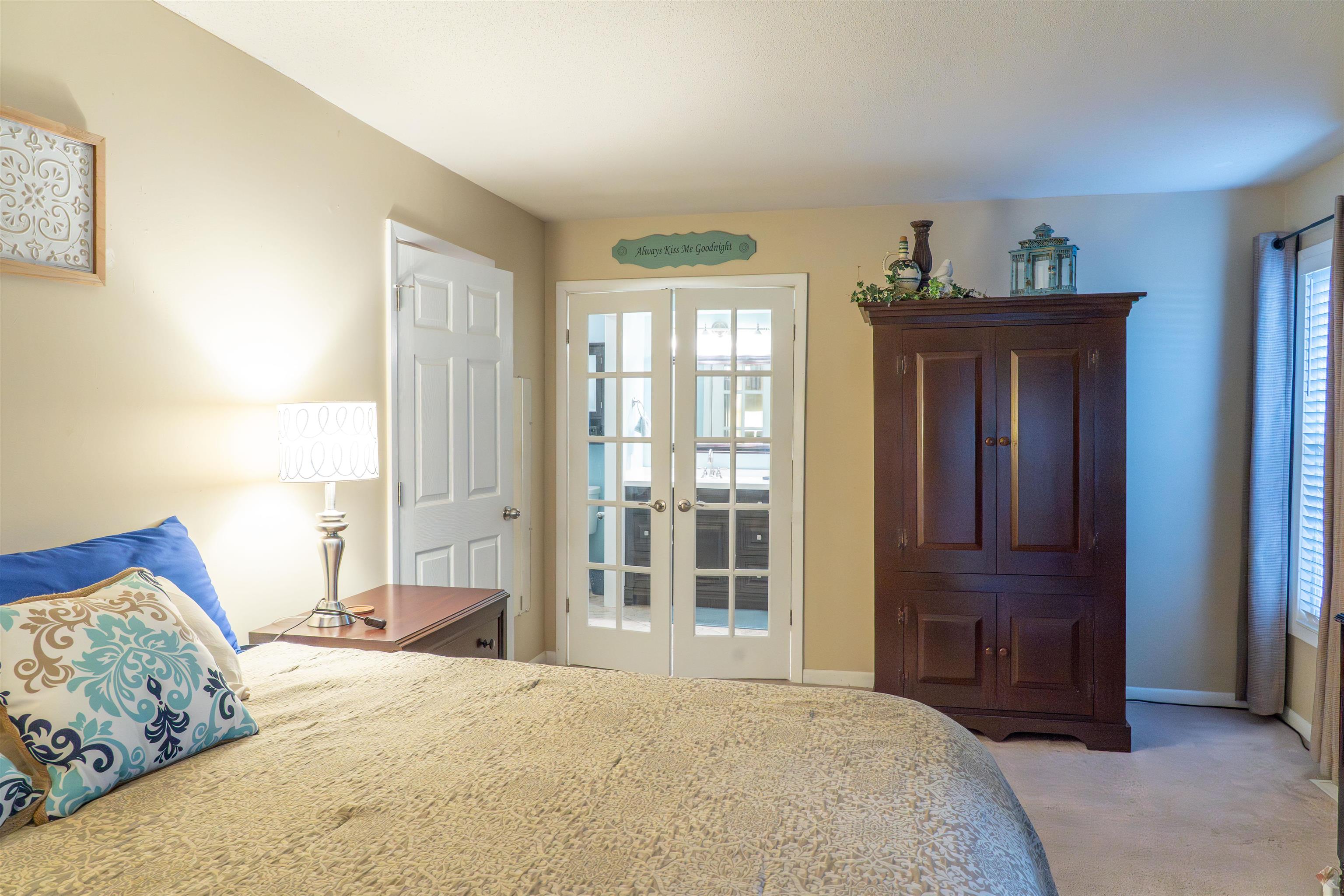 1104 N PARKWAY ST Unit: 1