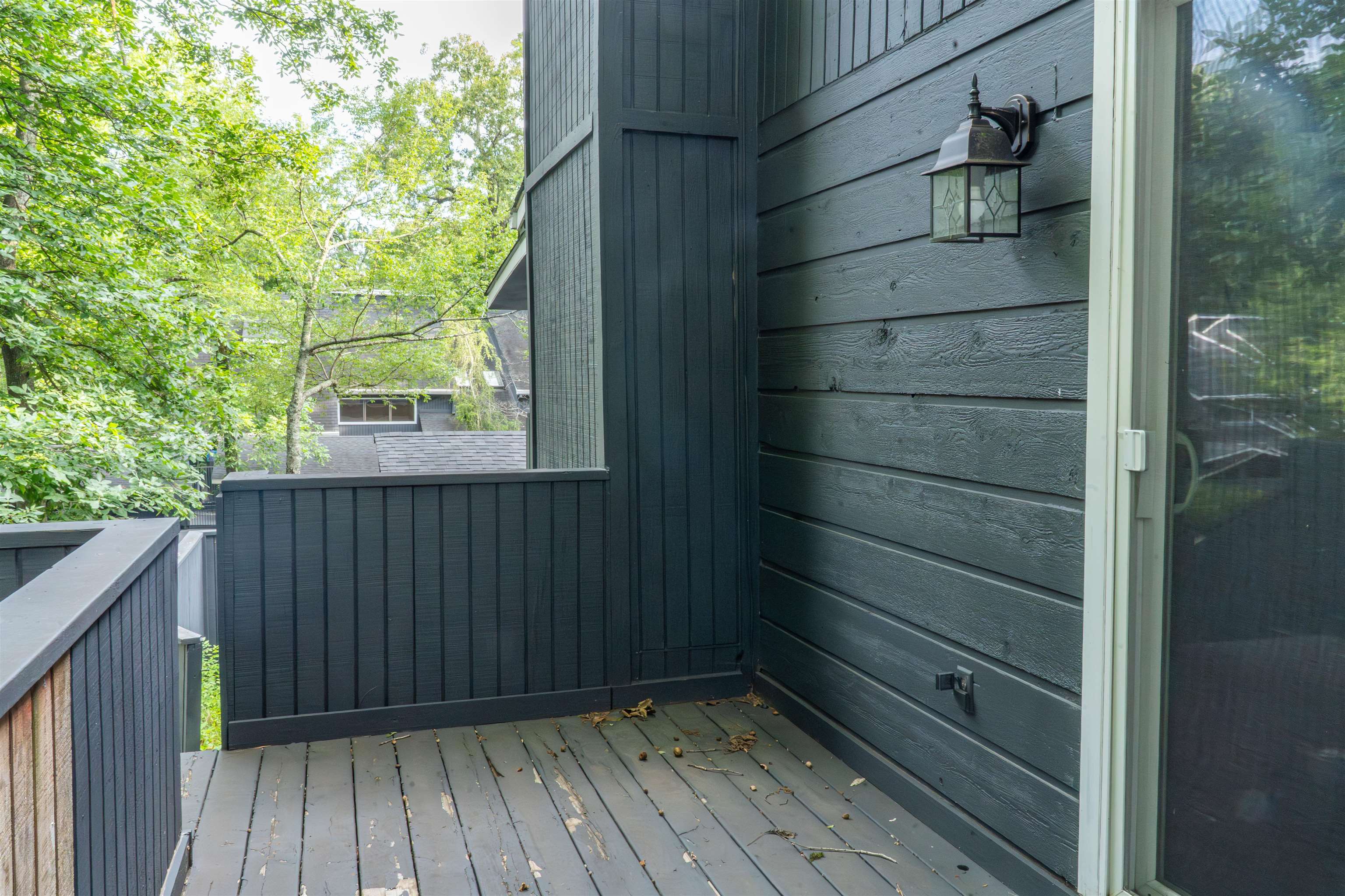 1104 N PARKWAY ST Unit: 1