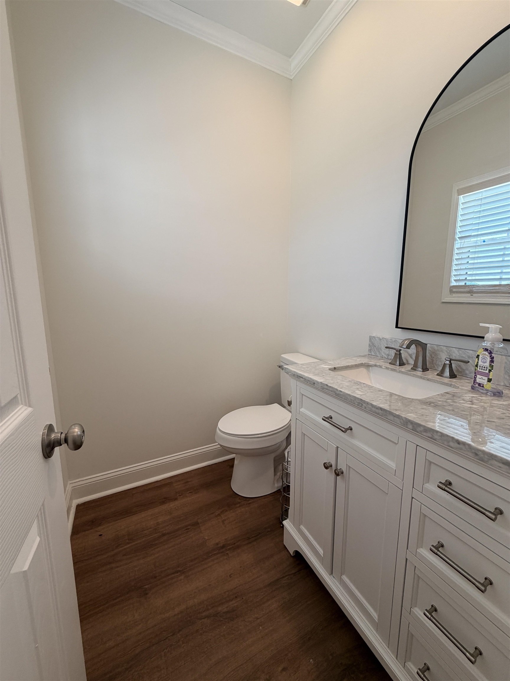 2120 CROWNE HEIGHTS DR