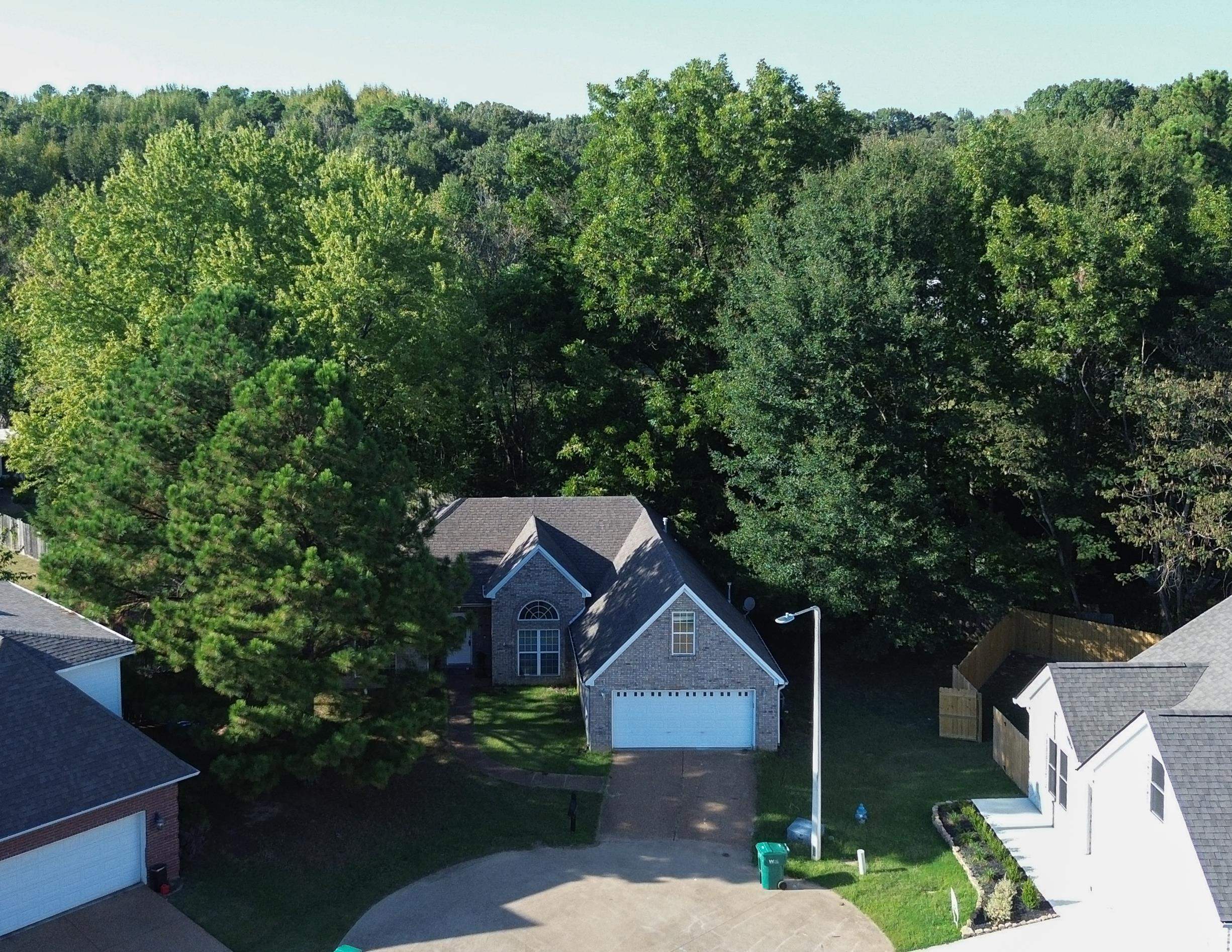 23 WEATHERSTONE DR
