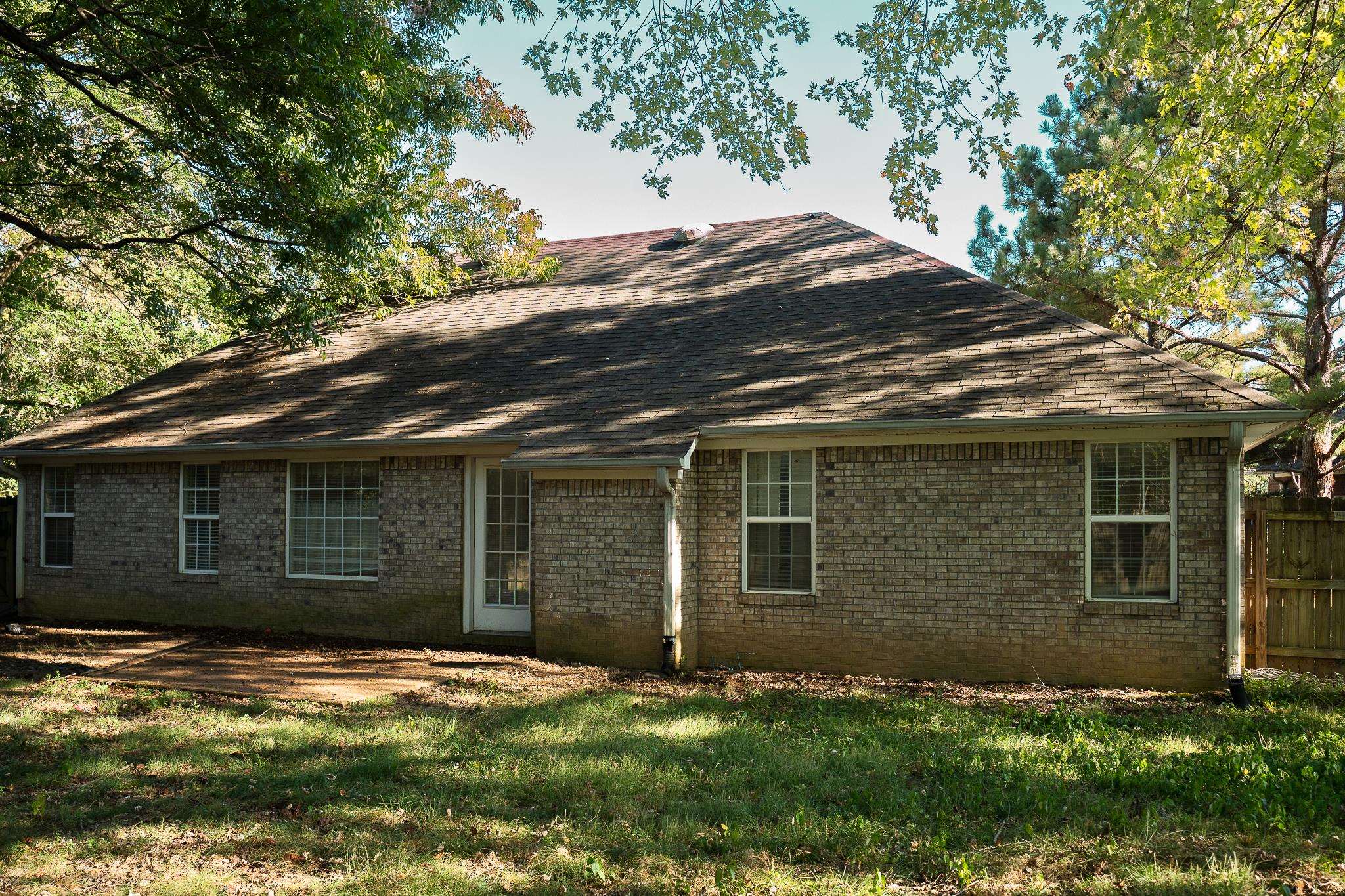 23 WEATHERSTONE DR