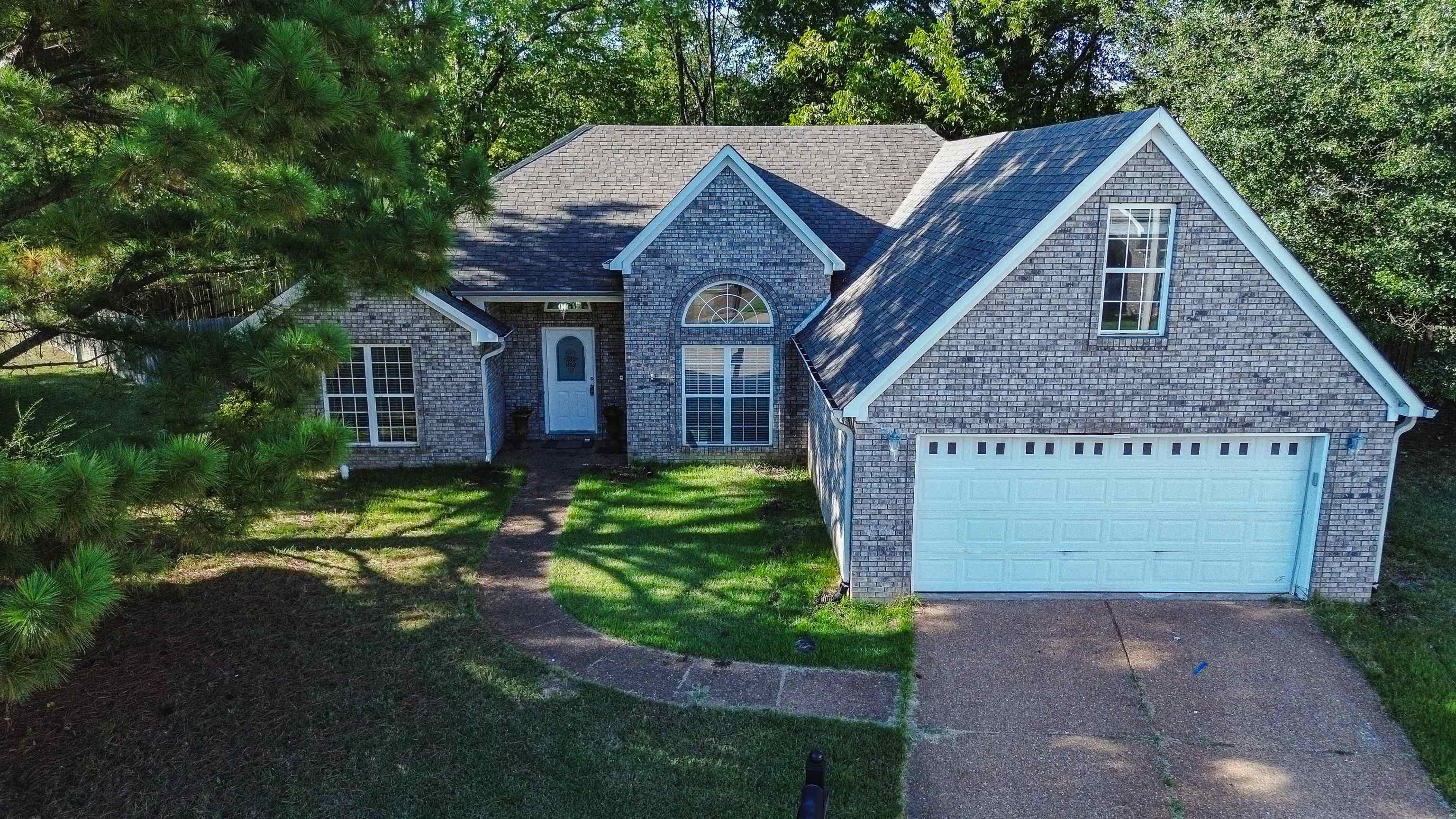 23 WEATHERSTONE DR