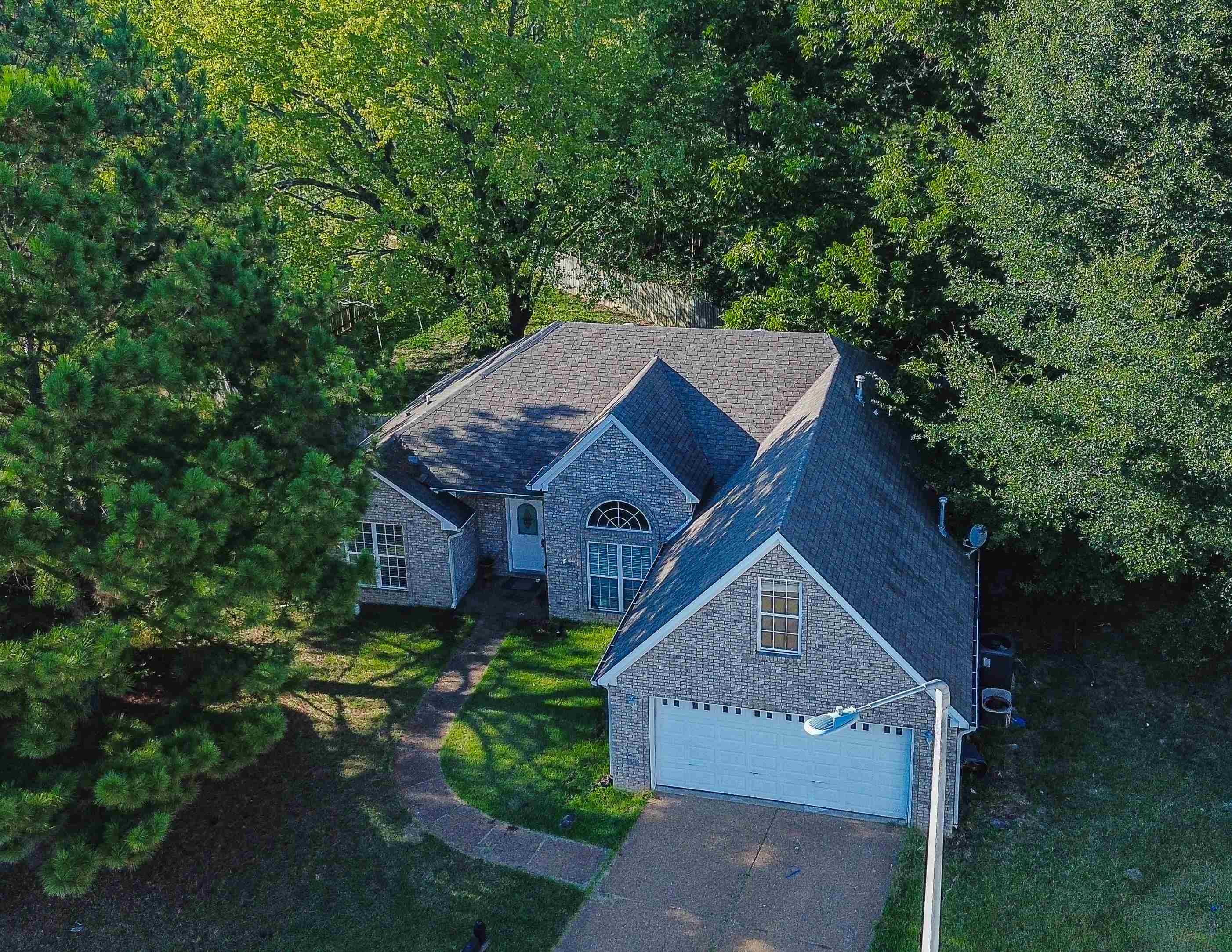 23 WEATHERSTONE DR