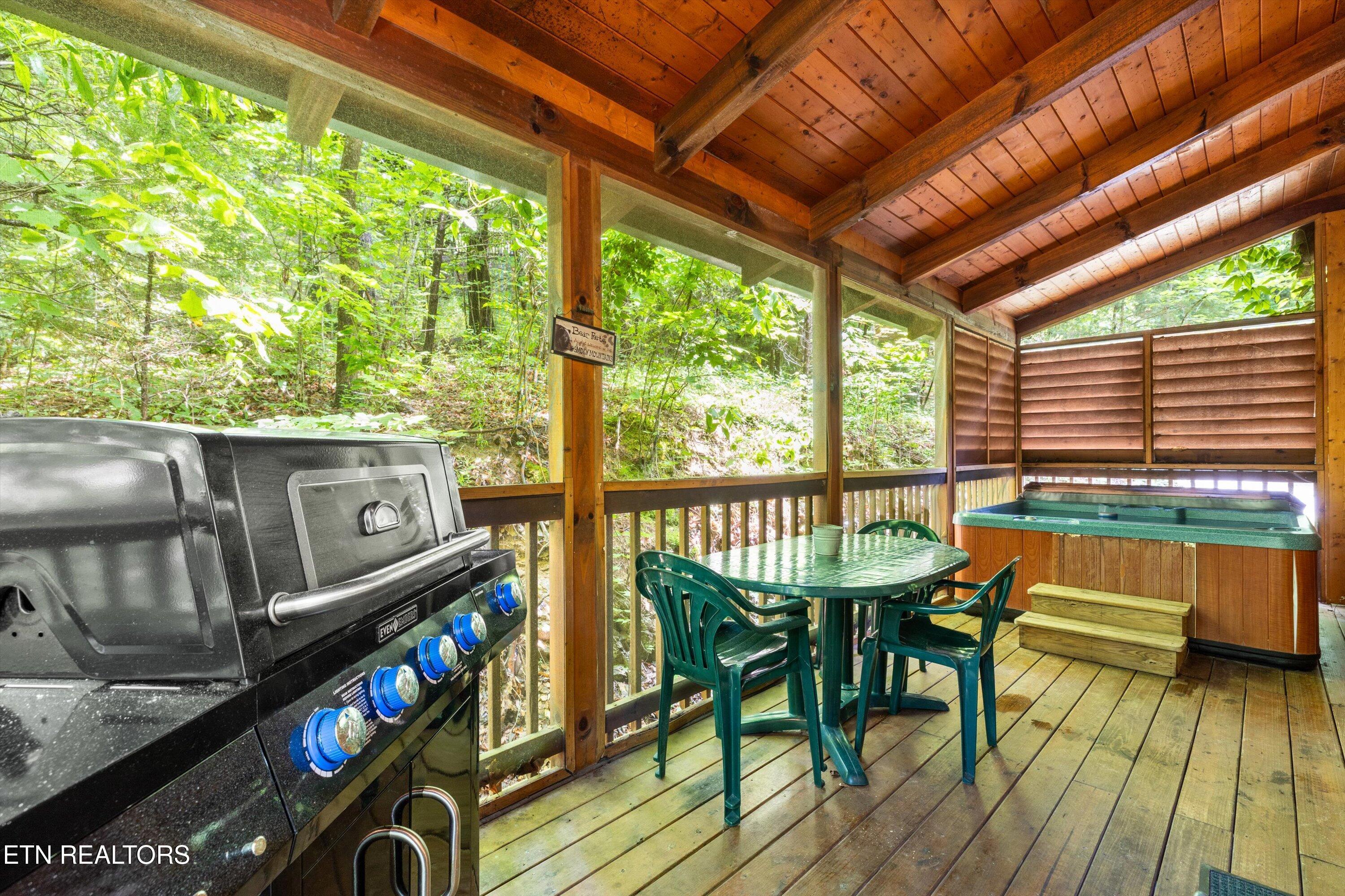 709 Grey Hawk Way