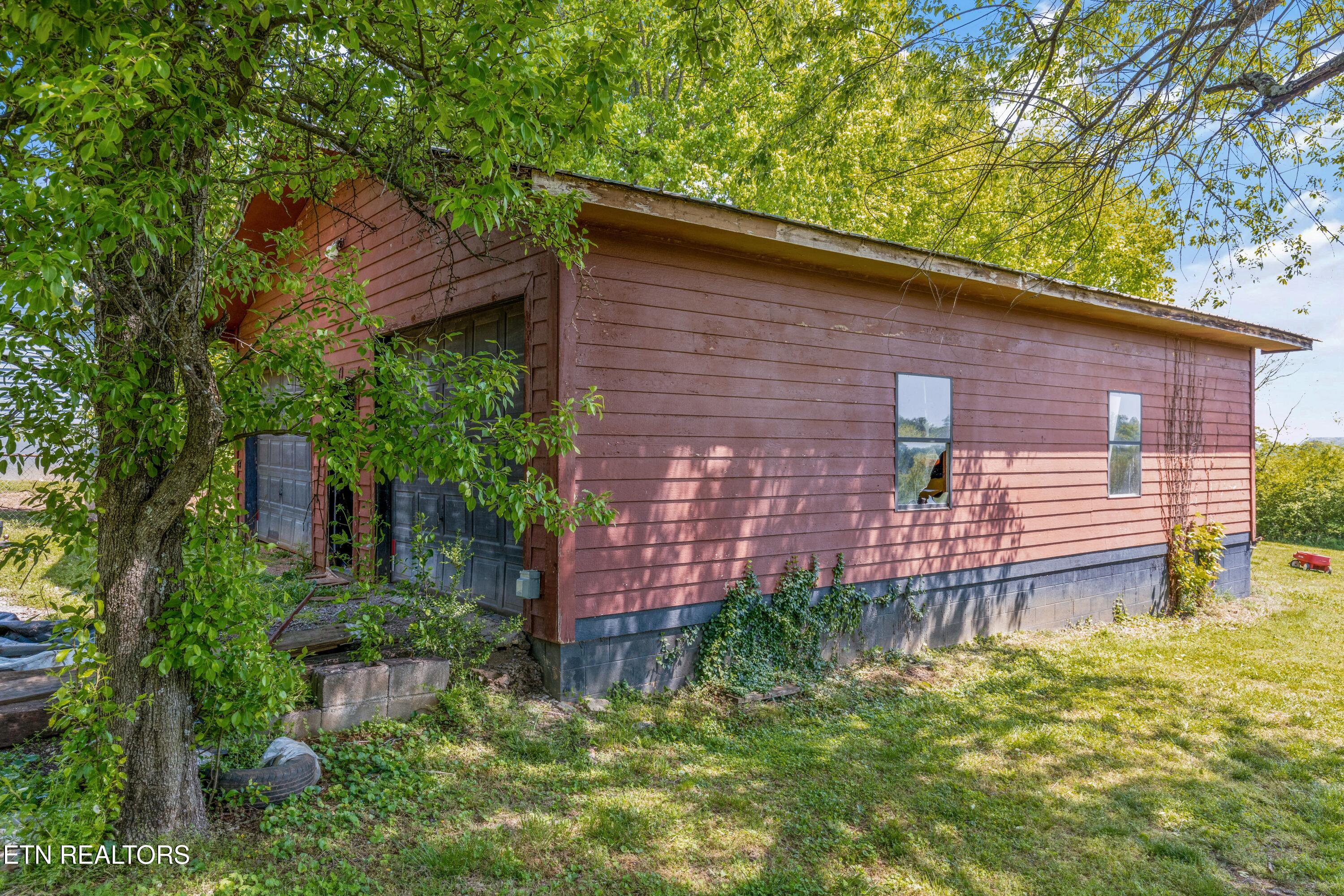 332 Harrison Bend Rd Rd