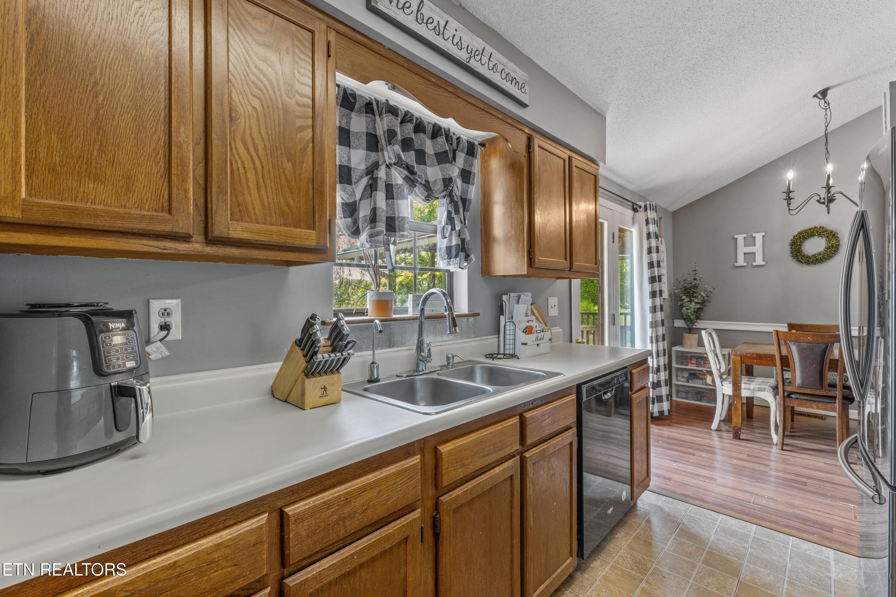 332 Harrison Bend Rd Rd