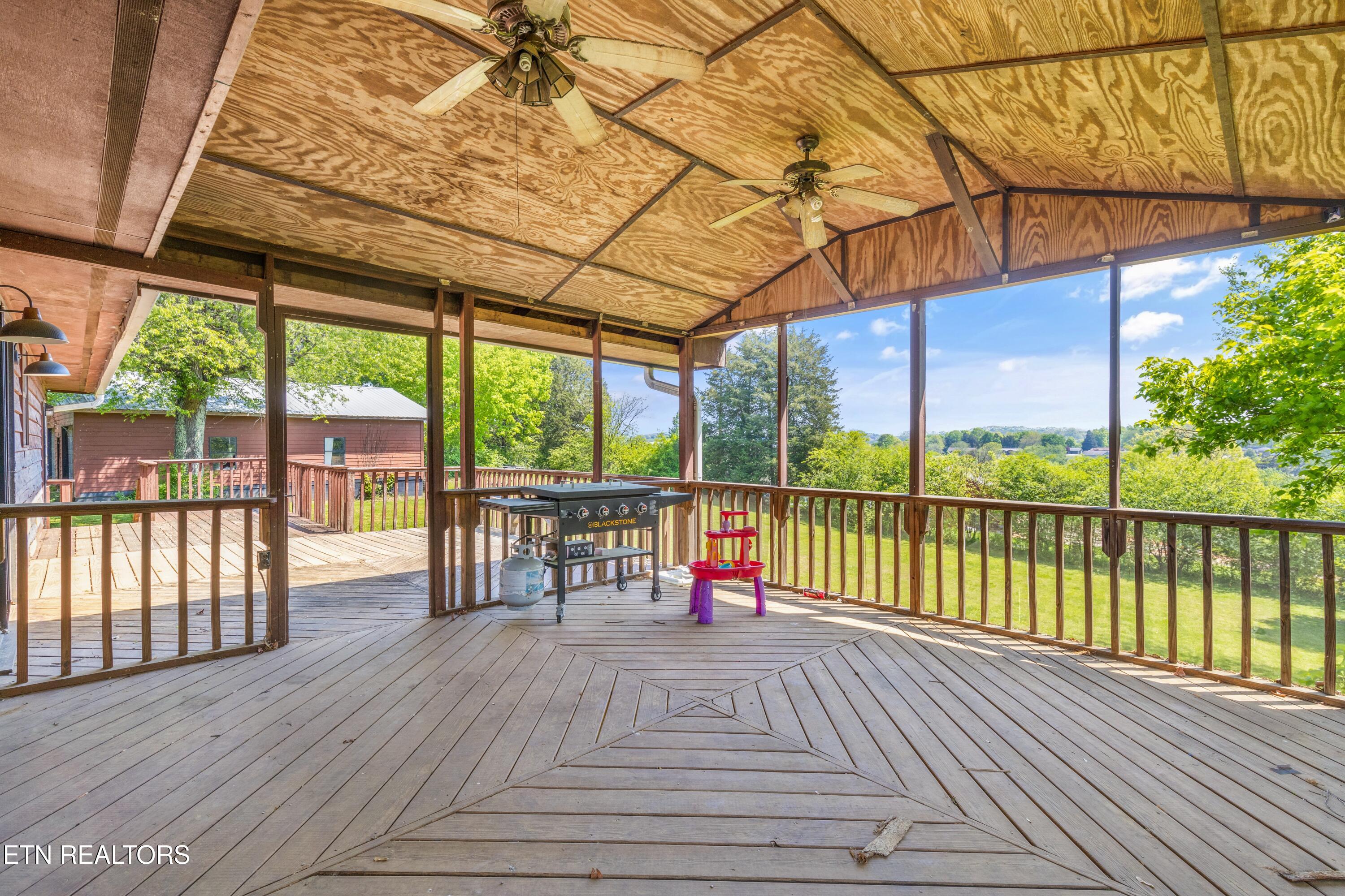 332 Harrison Bend Rd Rd