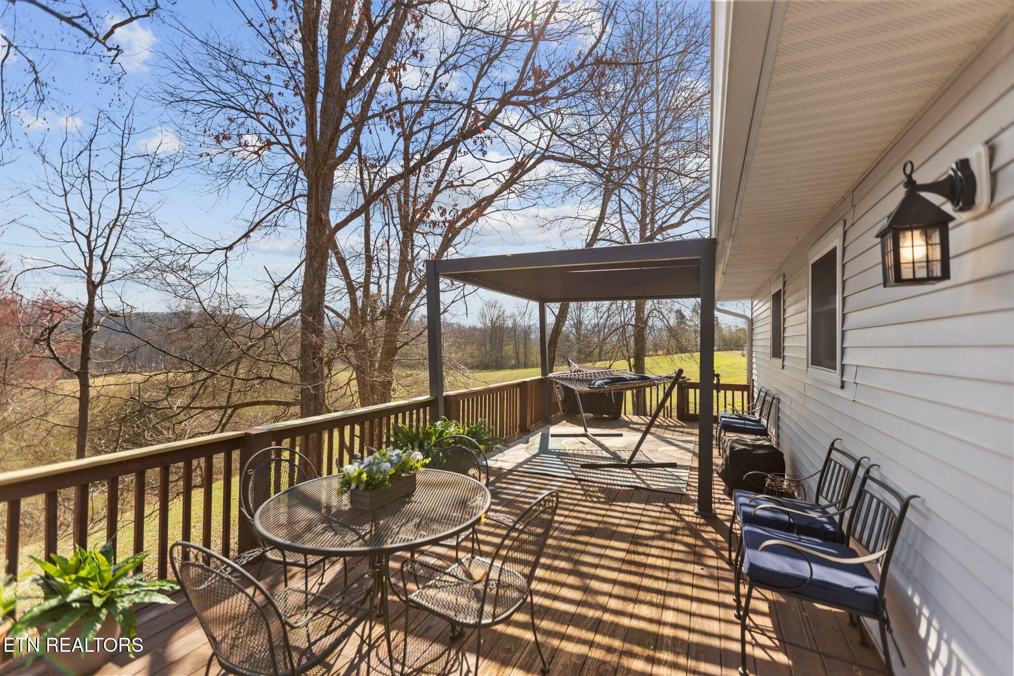 786 Swan Pond Circle Rd