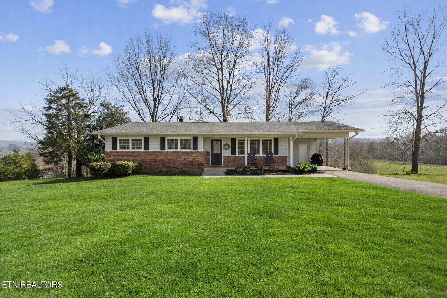 786 Swan Pond Circle Rd