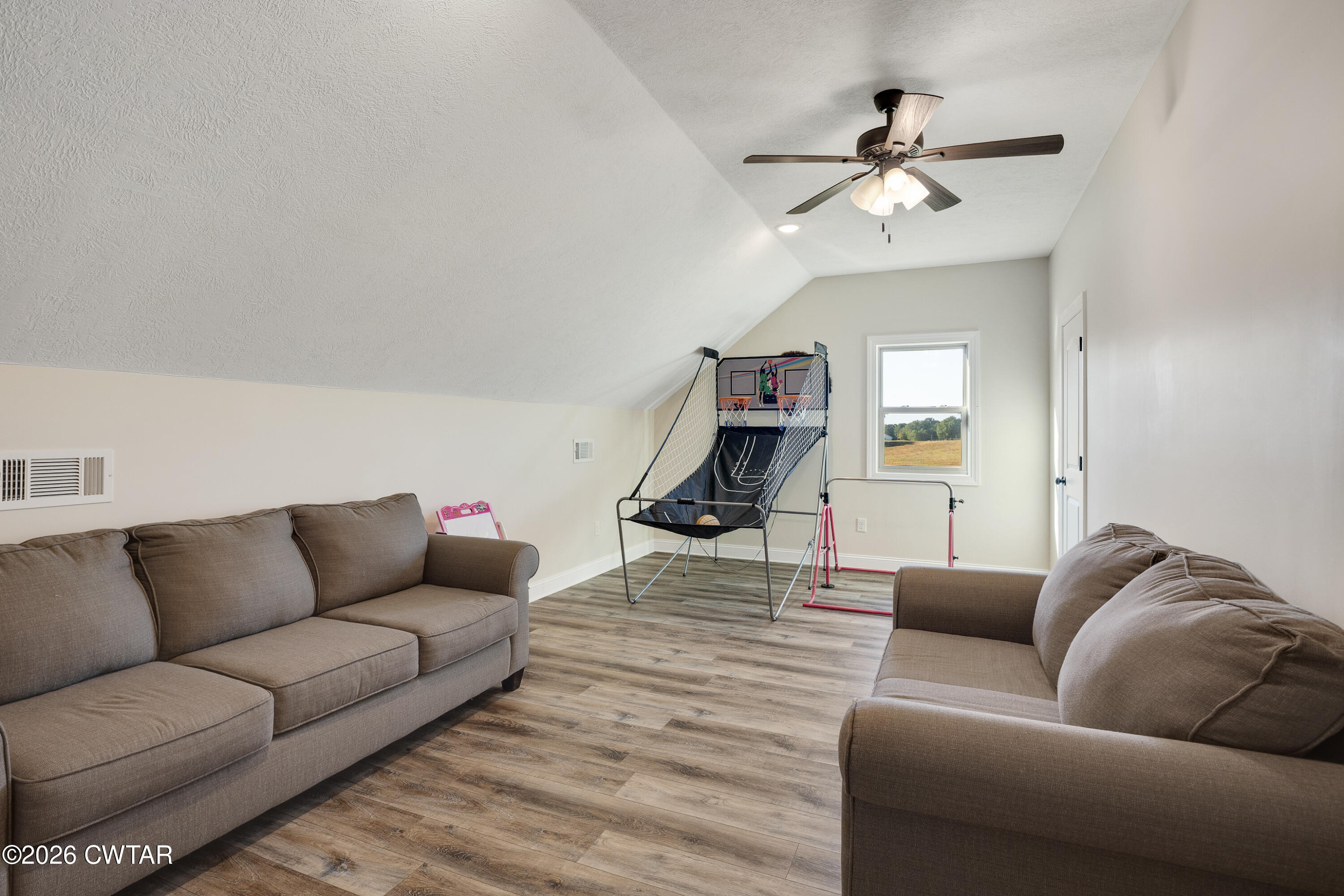 217 Slim Charlton Road