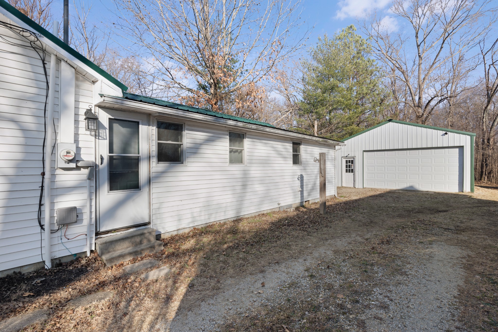211 N Lake St