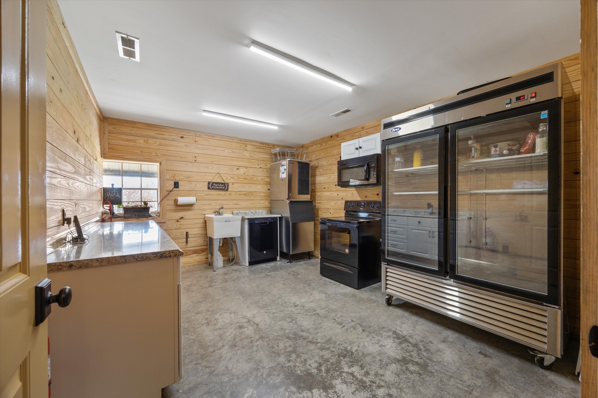 1255 County Road 72