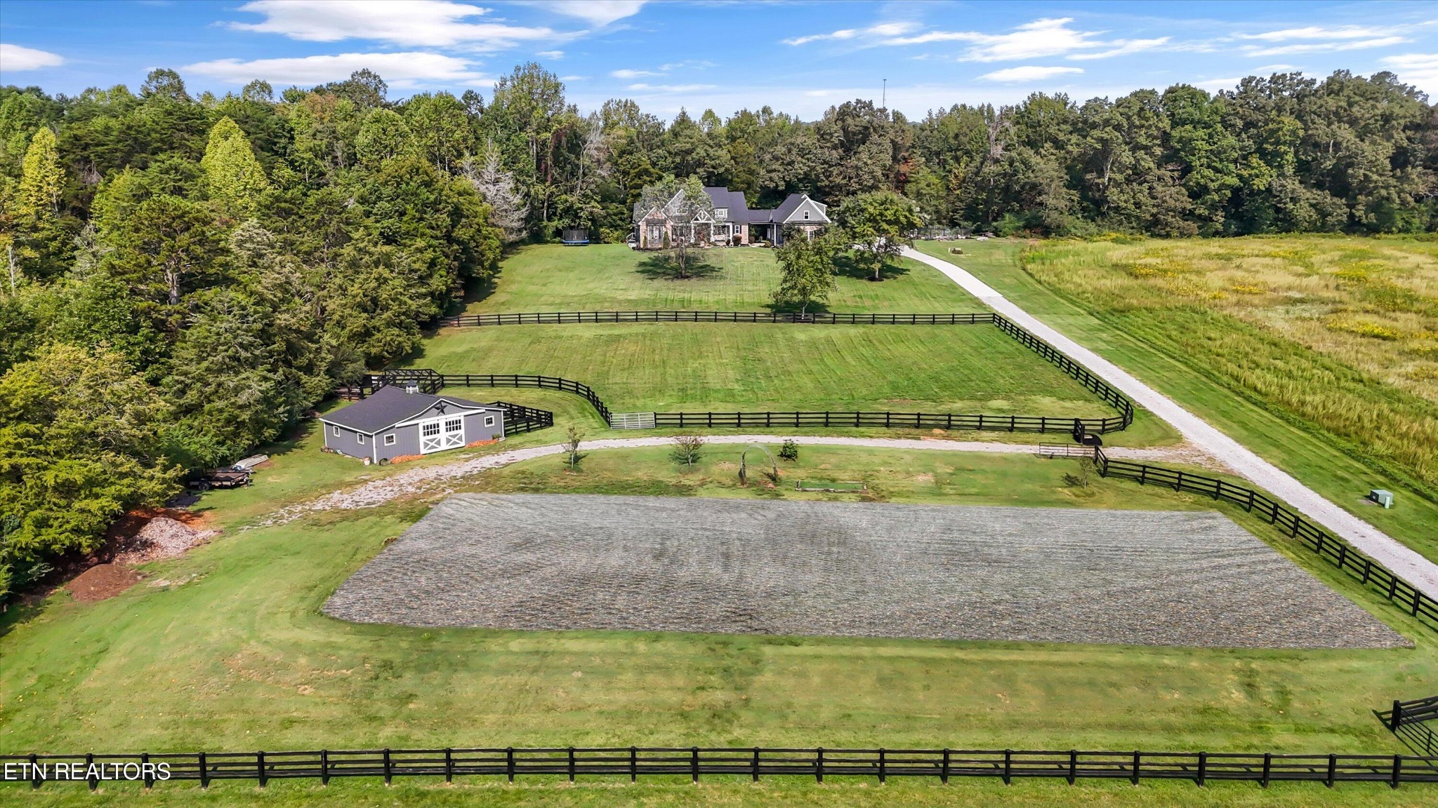 7876 Hines Valley Rd