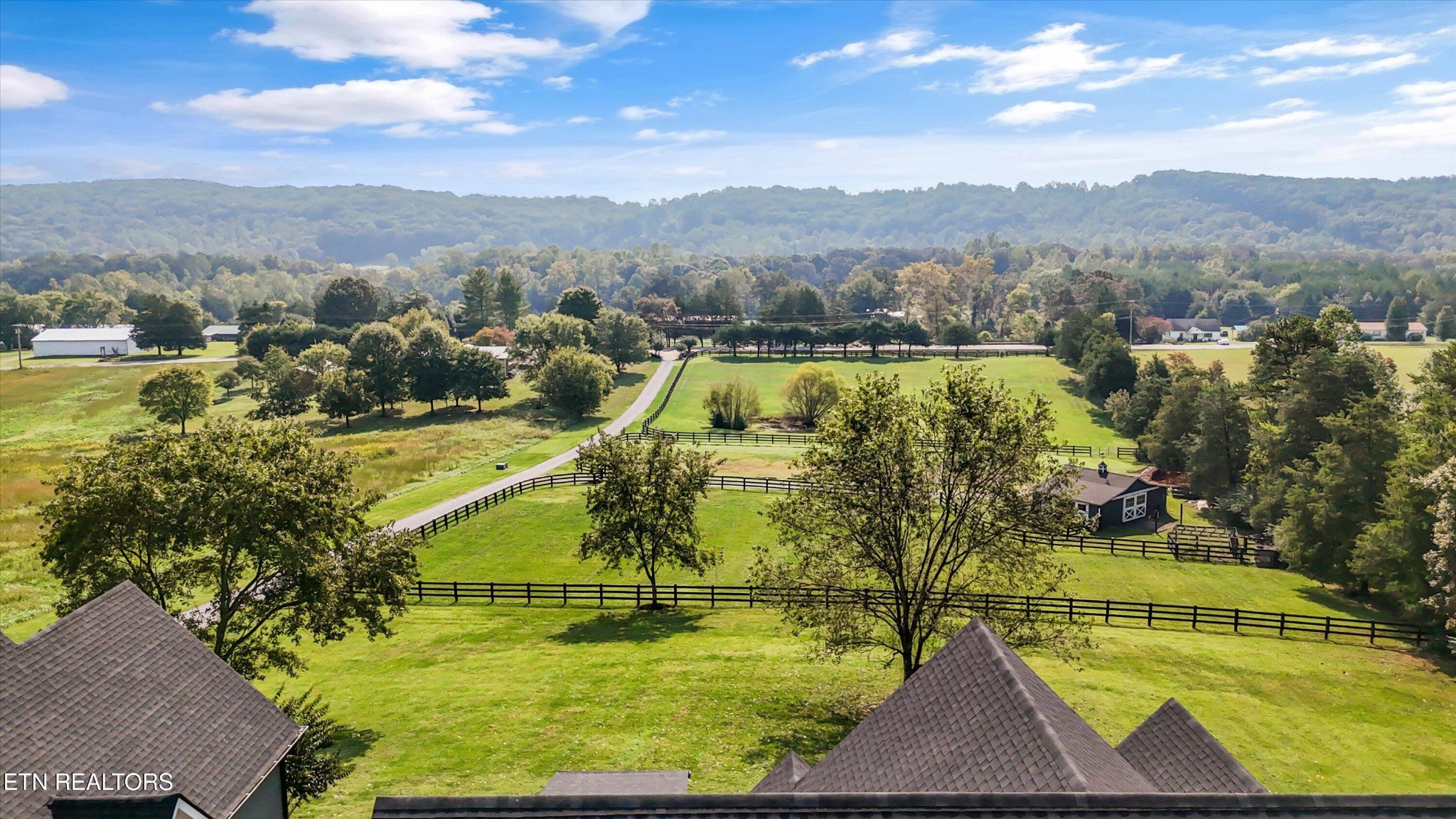 7876 Hines Valley Rd