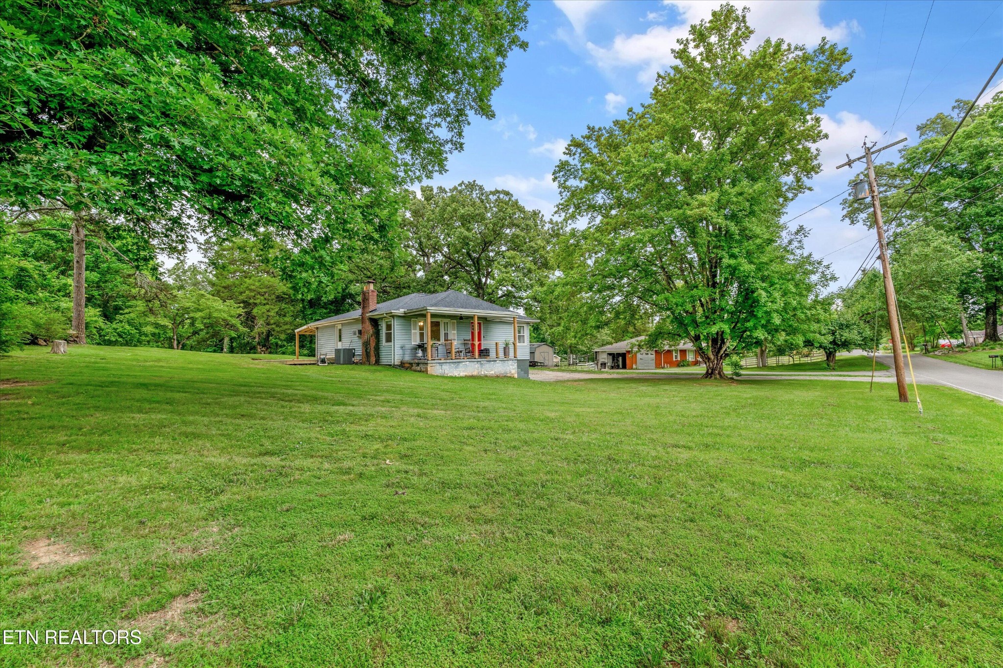 6623 Pine Grove Rd