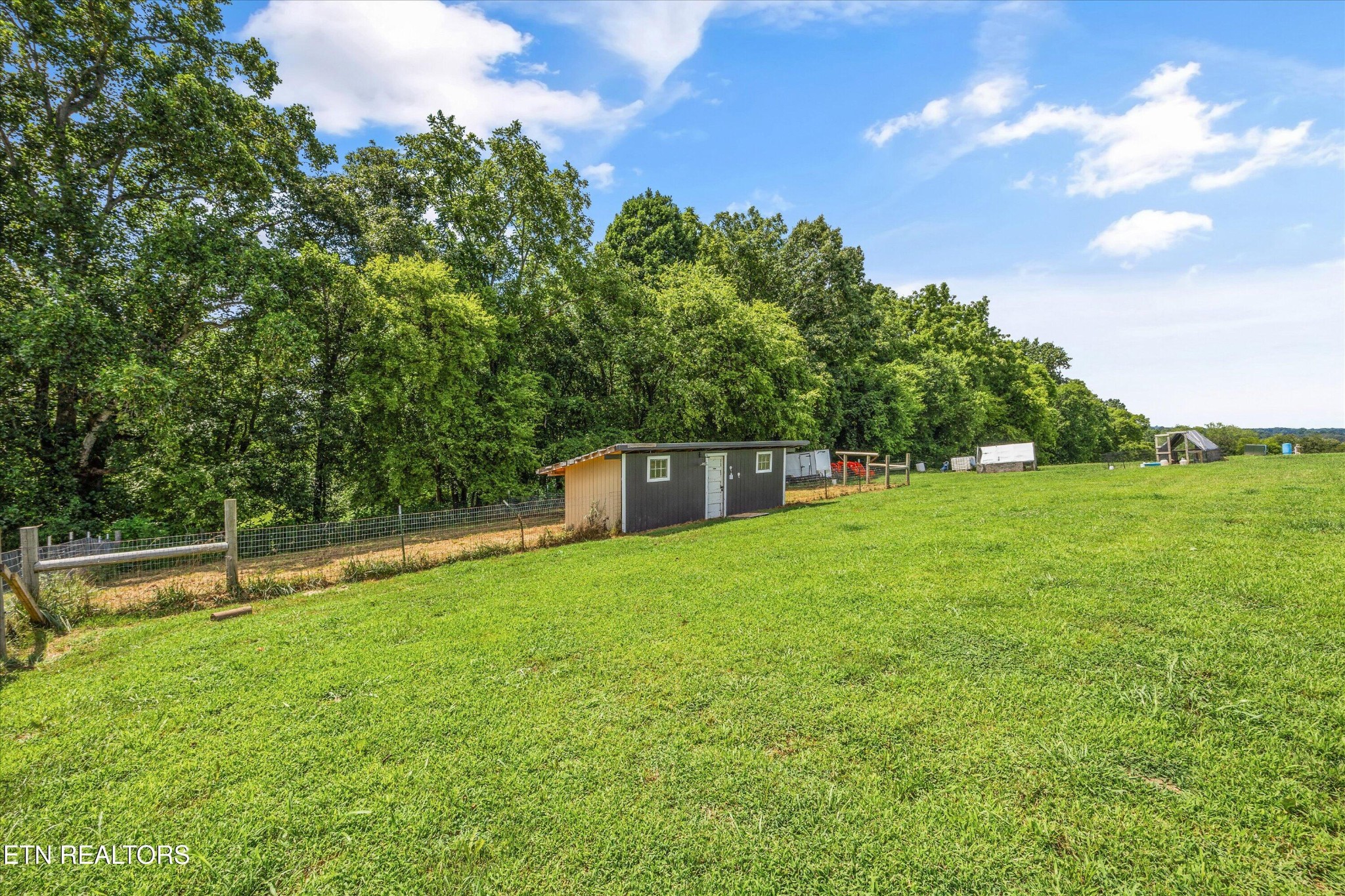 1109 Sands Rd
