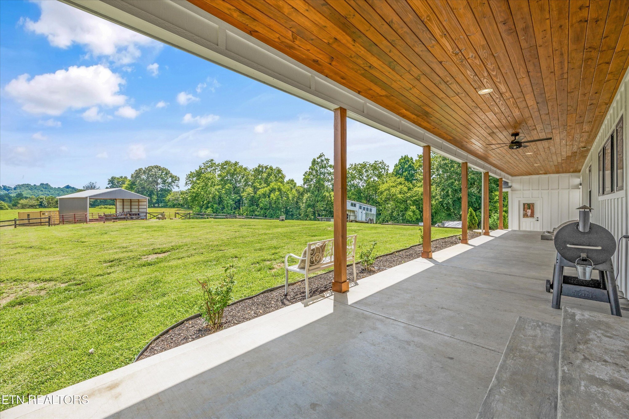 1109 Sands Rd