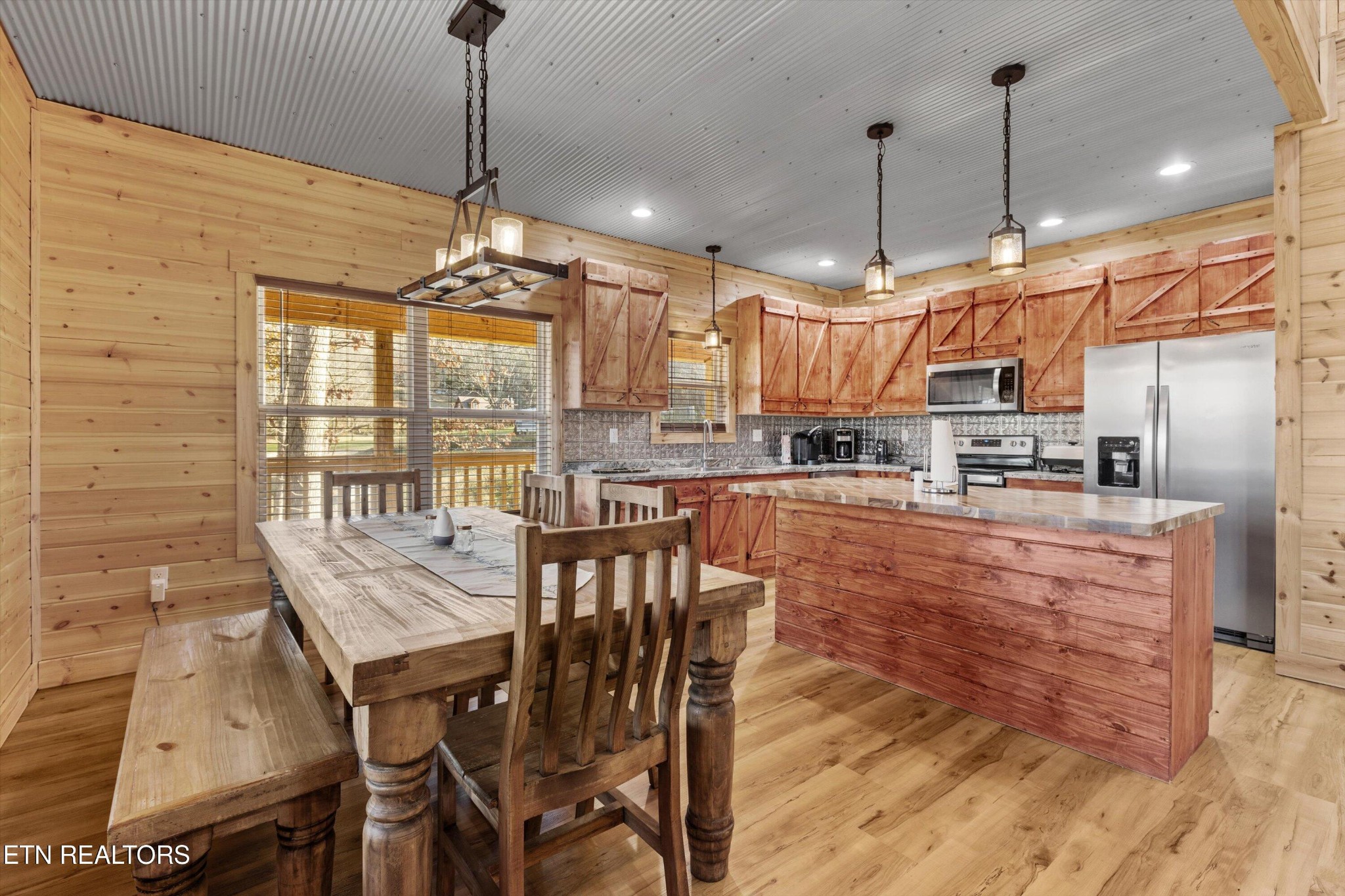 1109 Dry Valley Rd