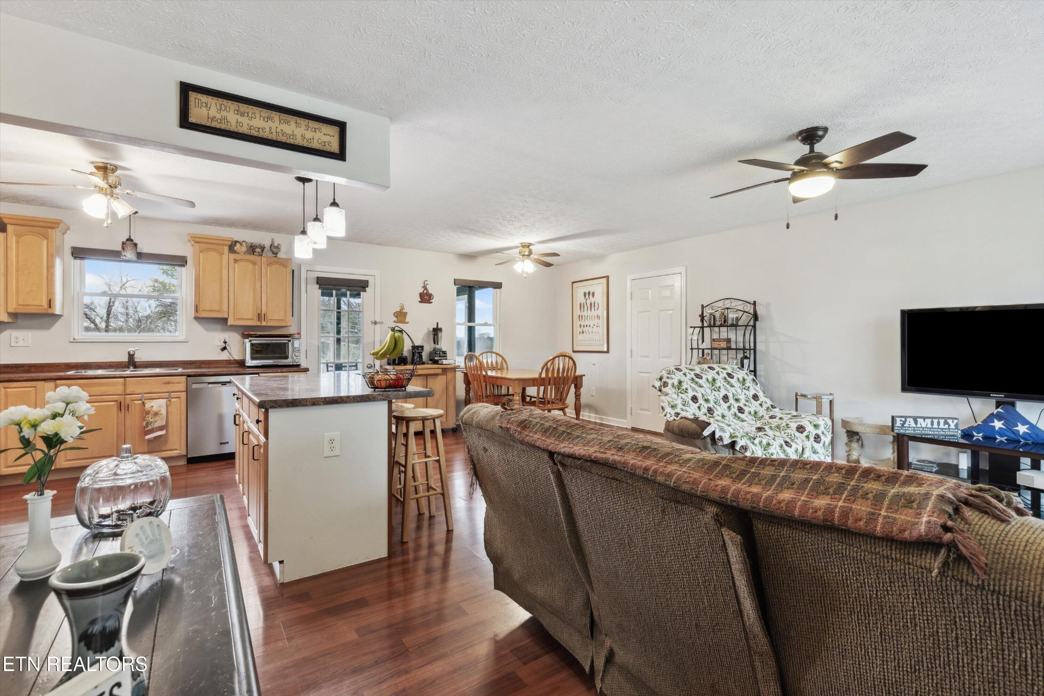 3433 Old Niles Ferry Rd