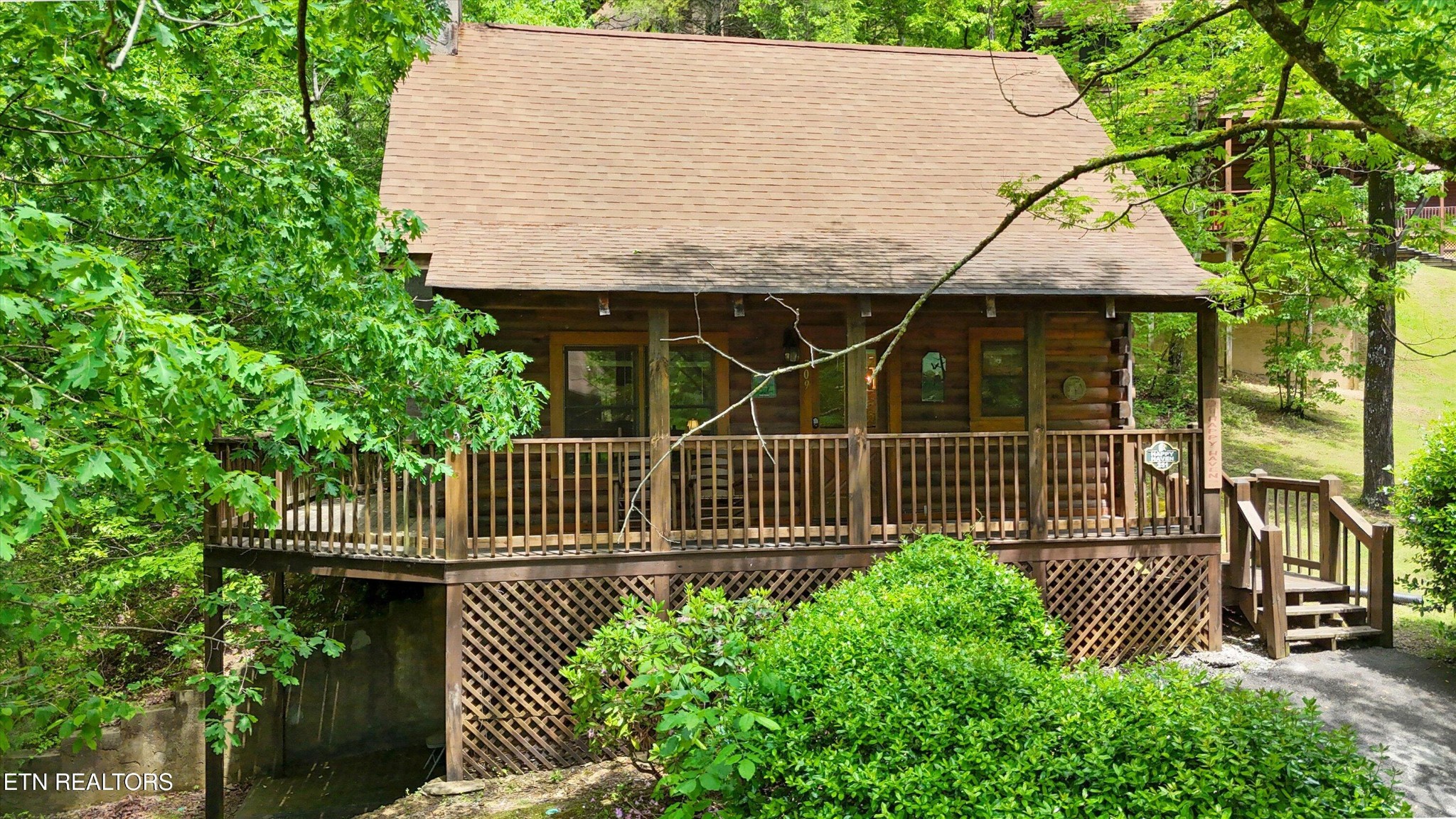 709 Grey Hawk Way