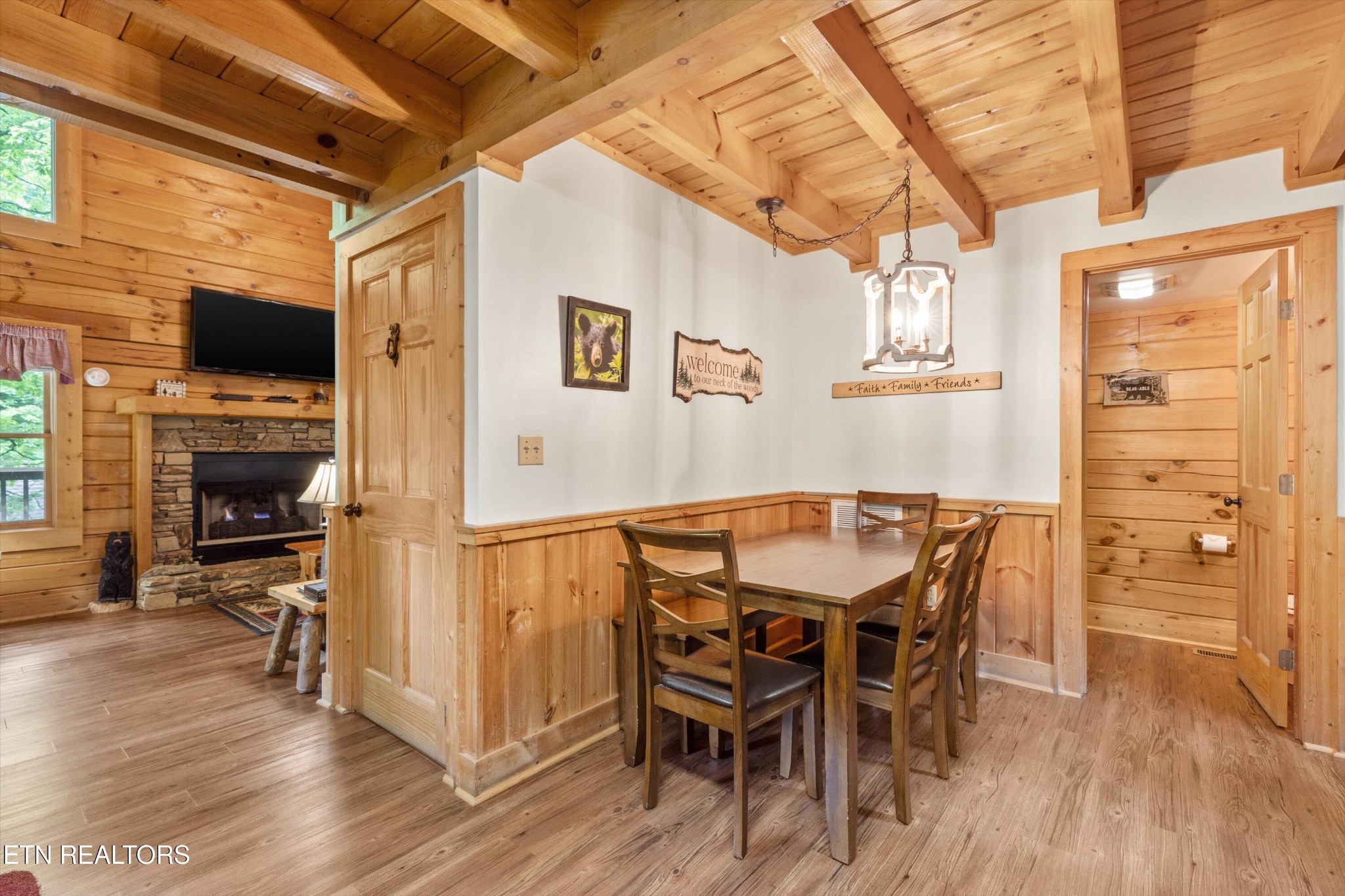 709 Grey Hawk Way
