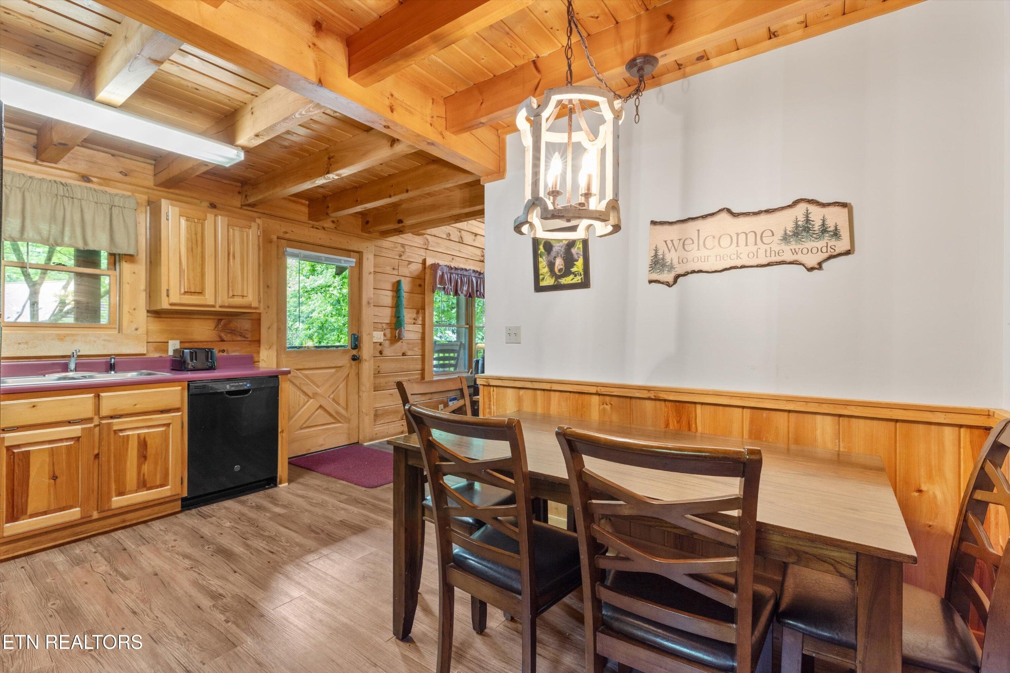 709 Grey Hawk Way