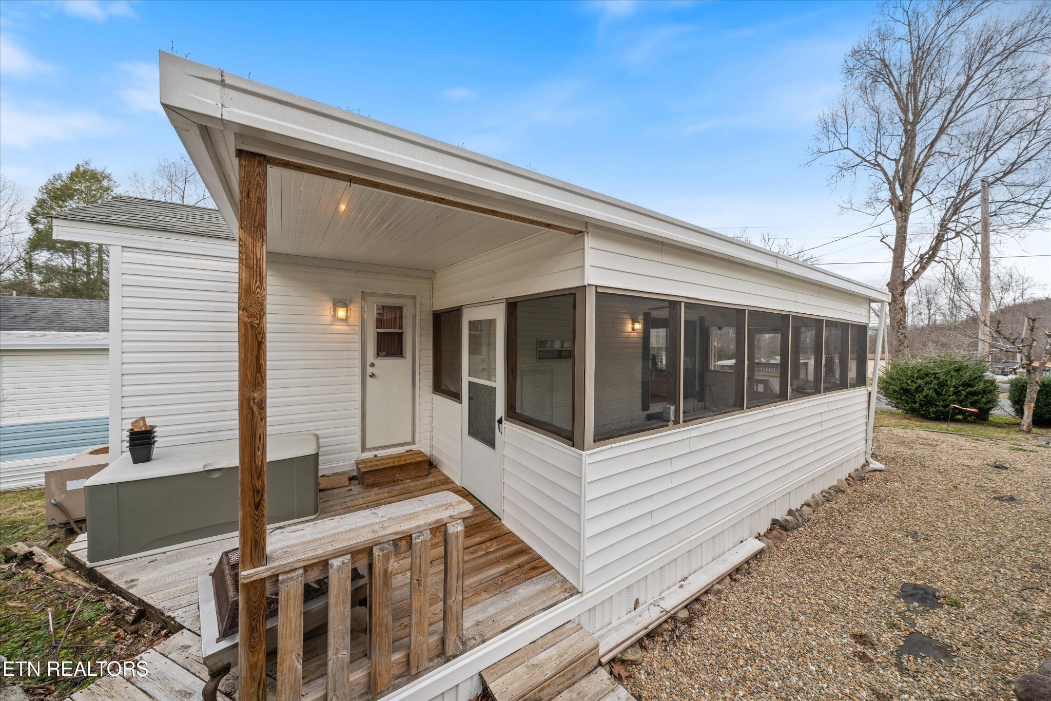 5355 E Parkway Unit: 102
