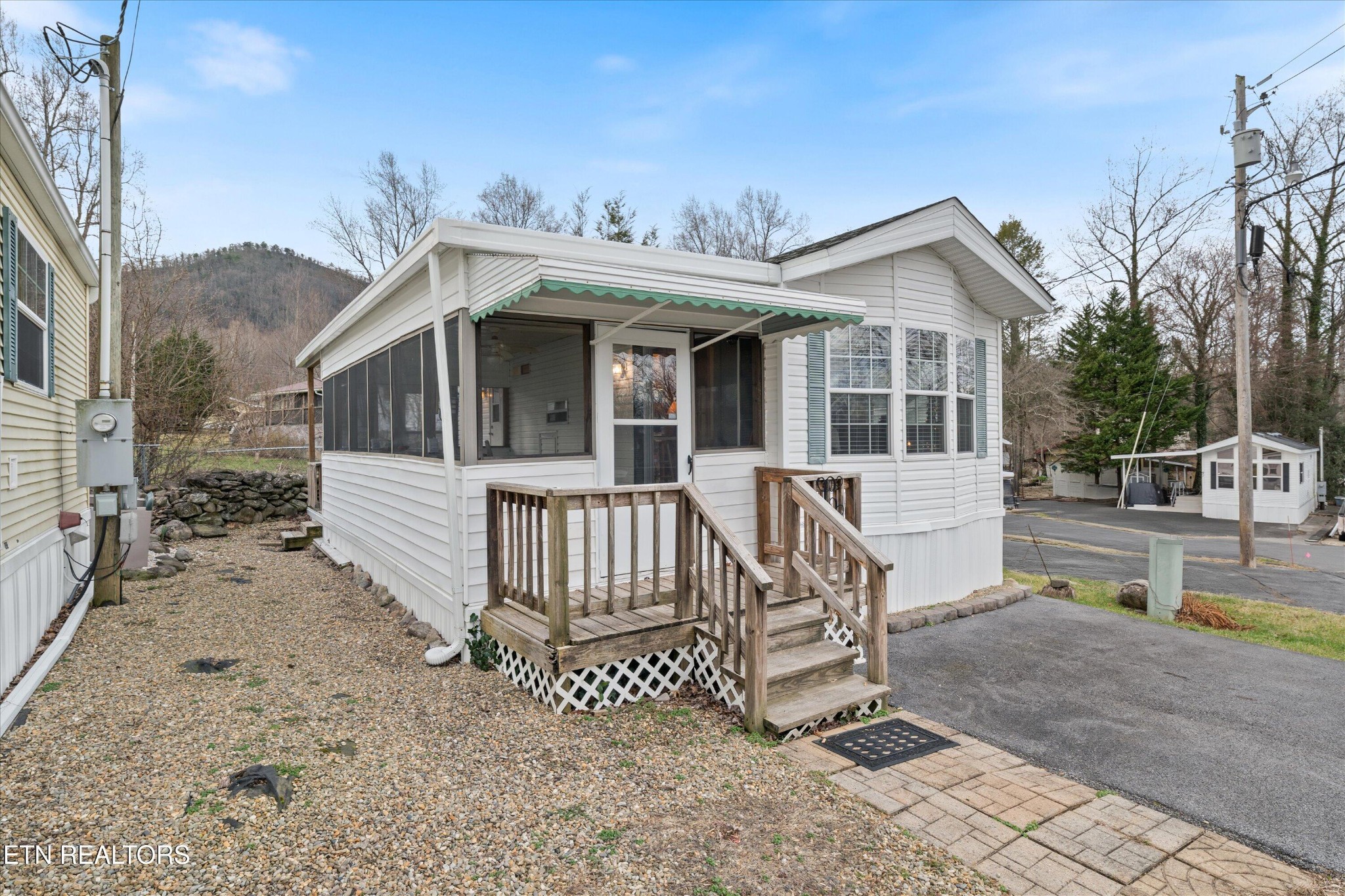 5355 E Parkway Unit: 102