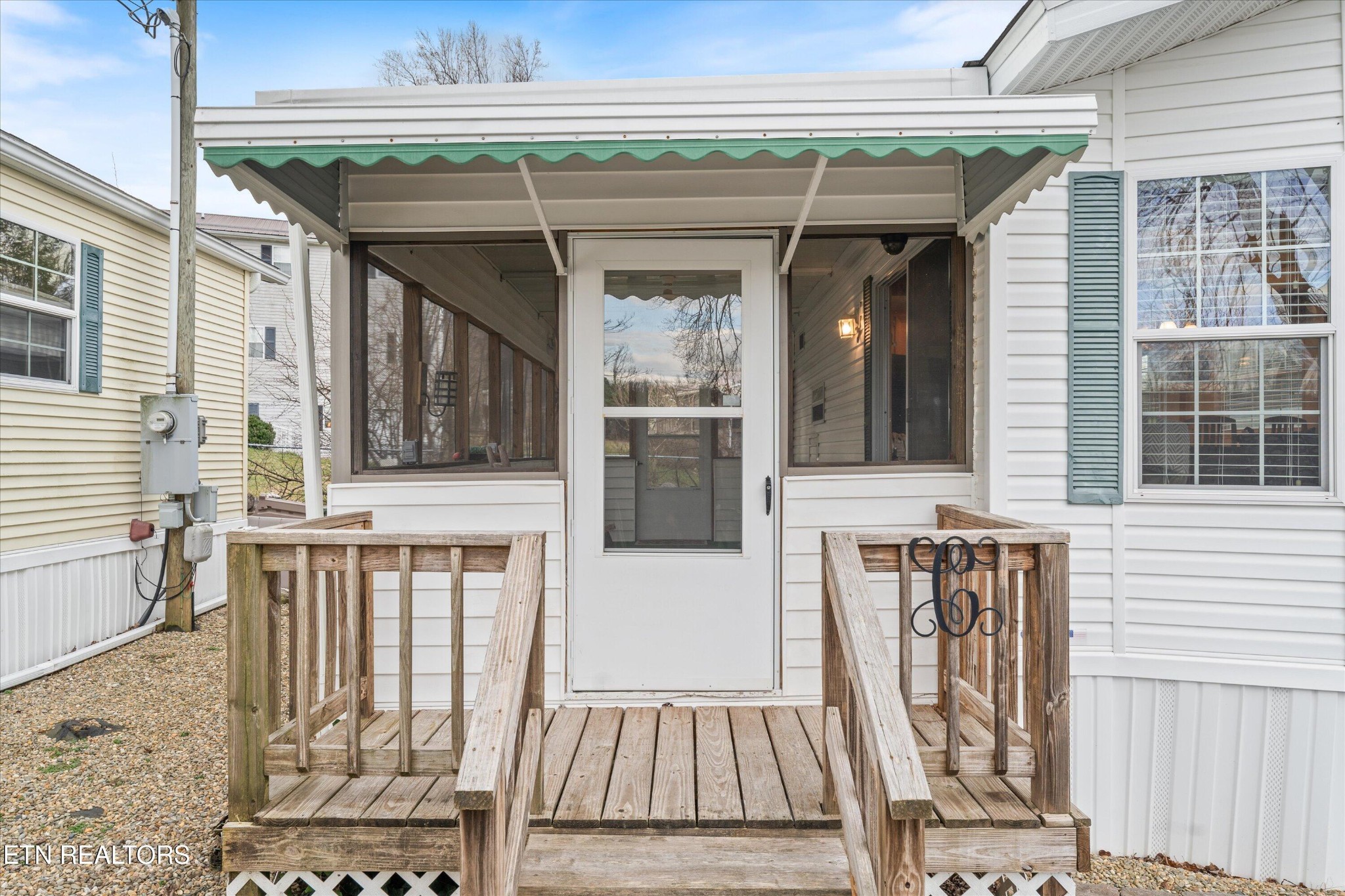 5355 E Parkway Unit: 102