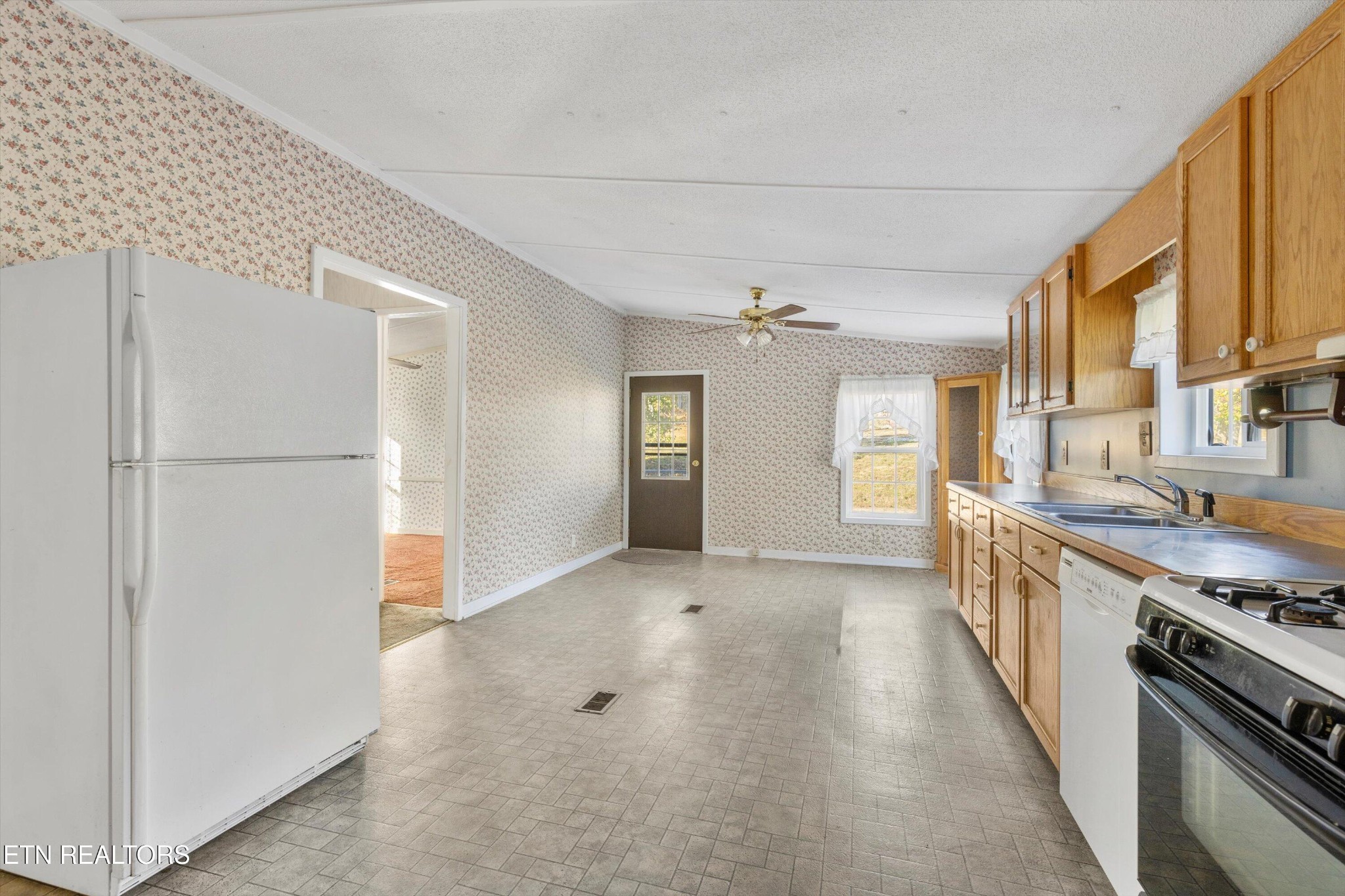 724 Debbie Drive