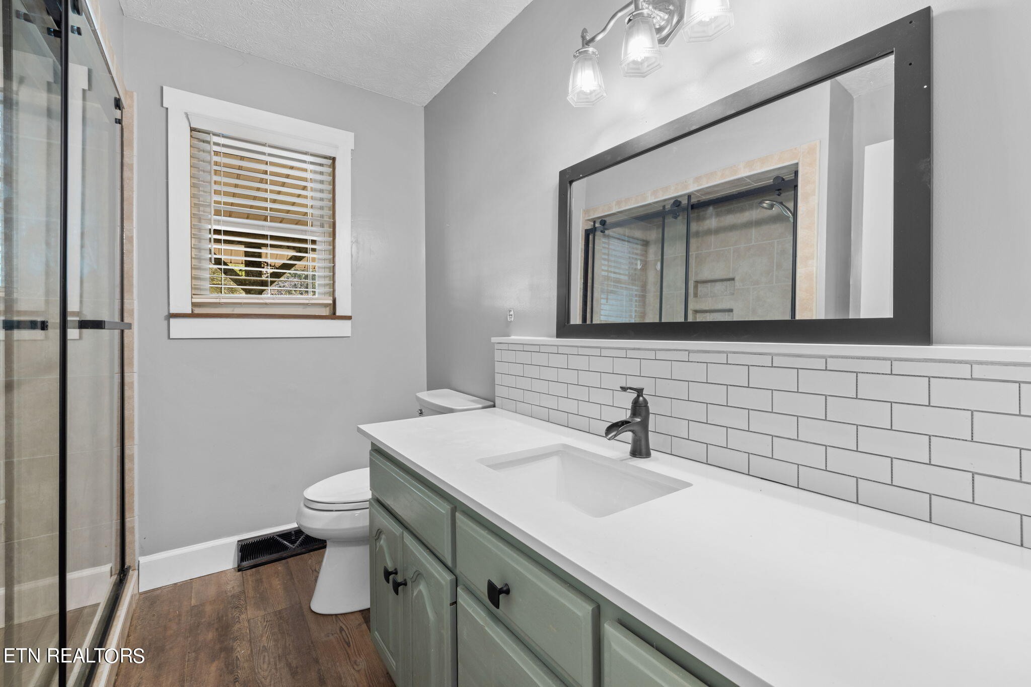 784 New Hope Loop