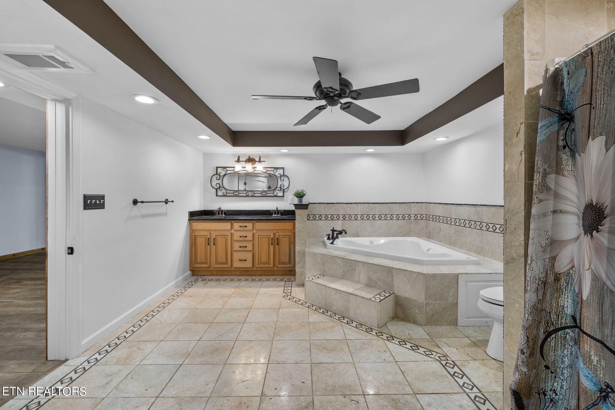 784 New Hope Loop