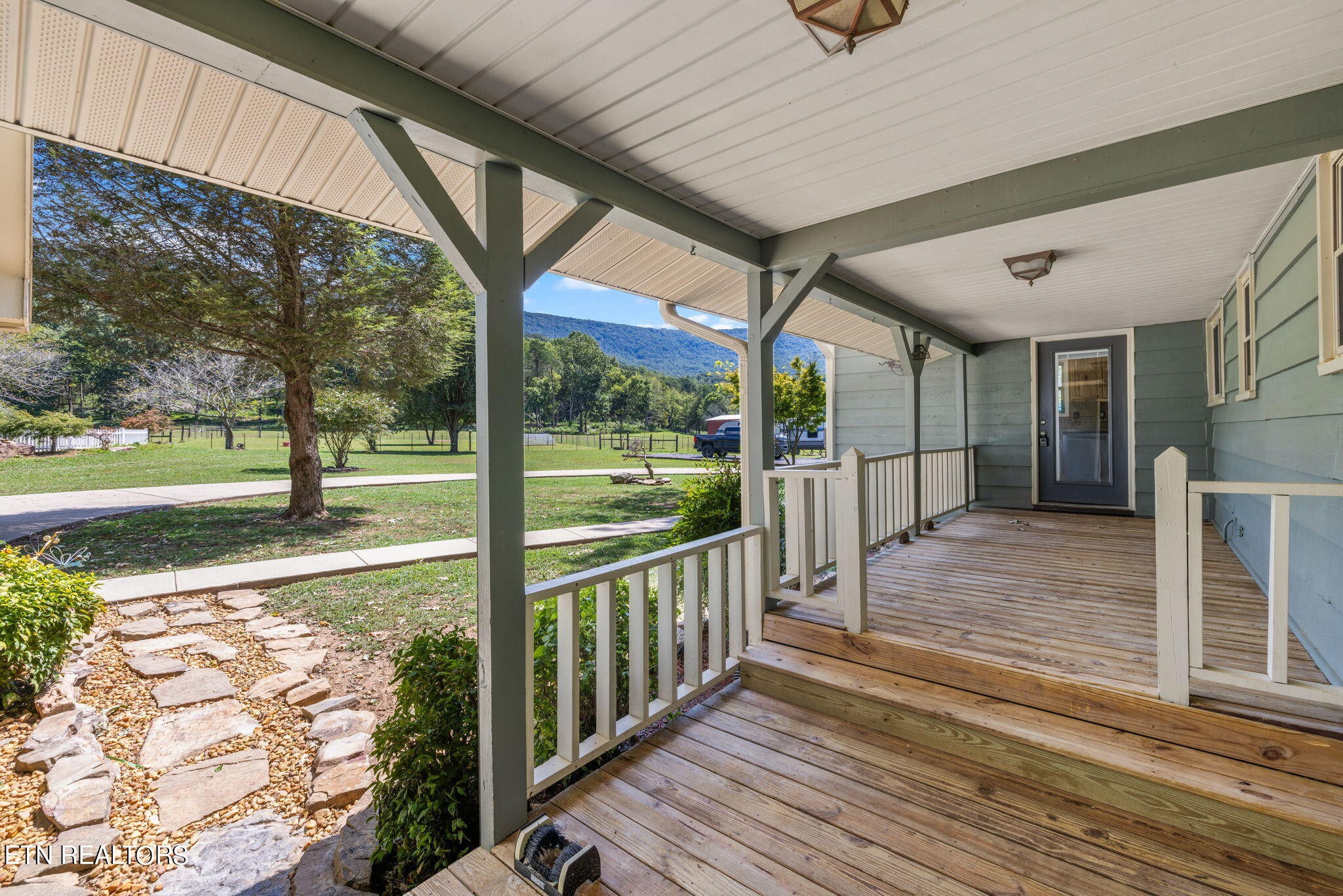 784 New Hope Loop