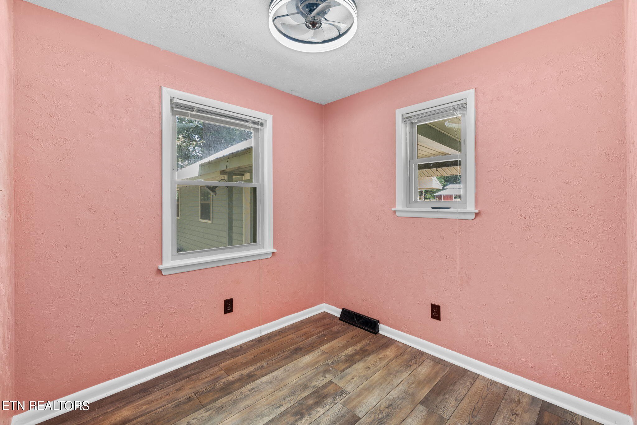 784 New Hope Loop