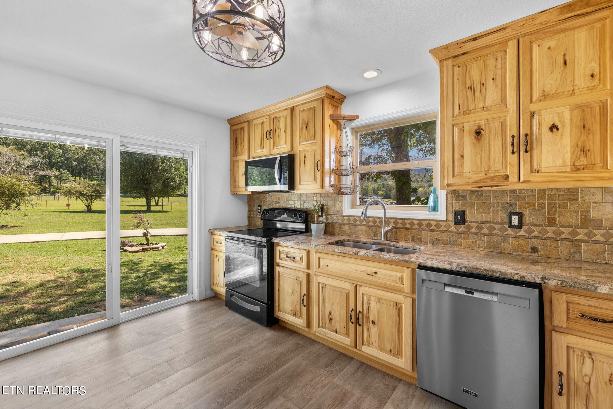 784 New Hope Loop
