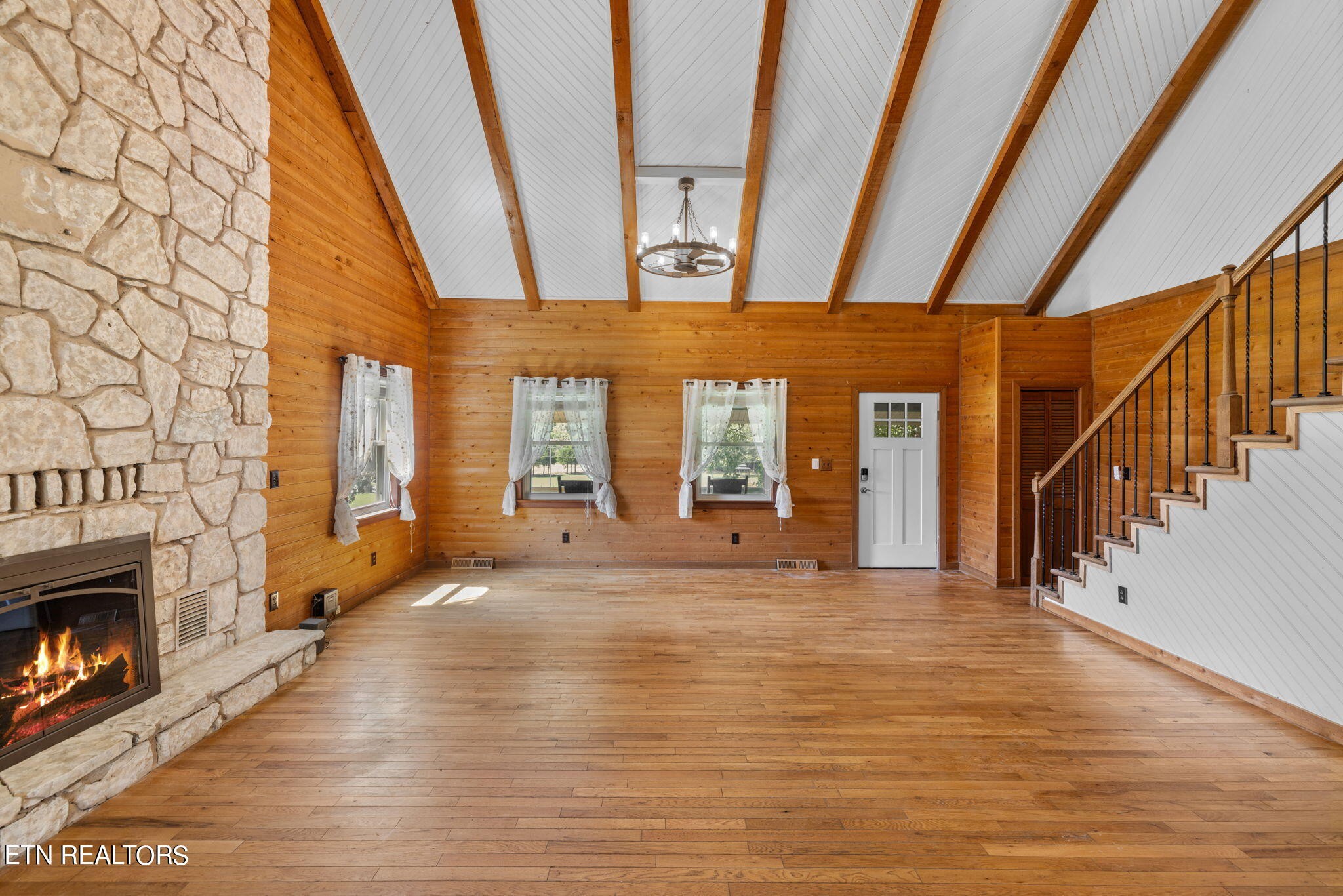 784 New Hope Loop
