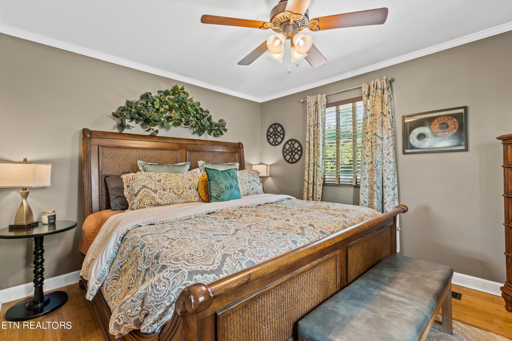 2304 W Gallaher Ferry Rd