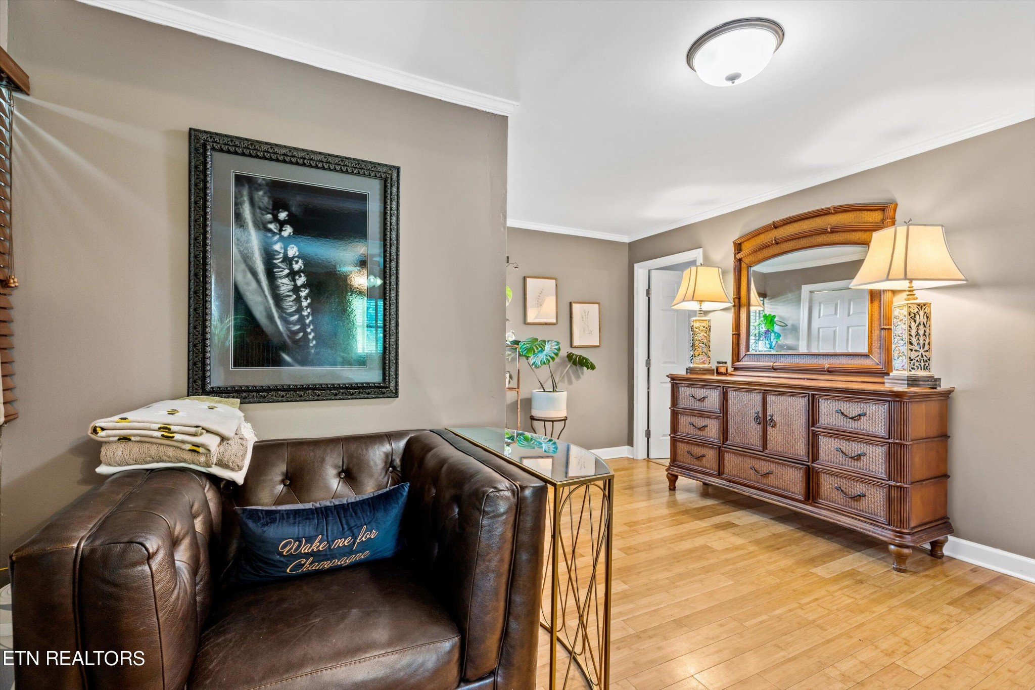 2304 W Gallaher Ferry Rd