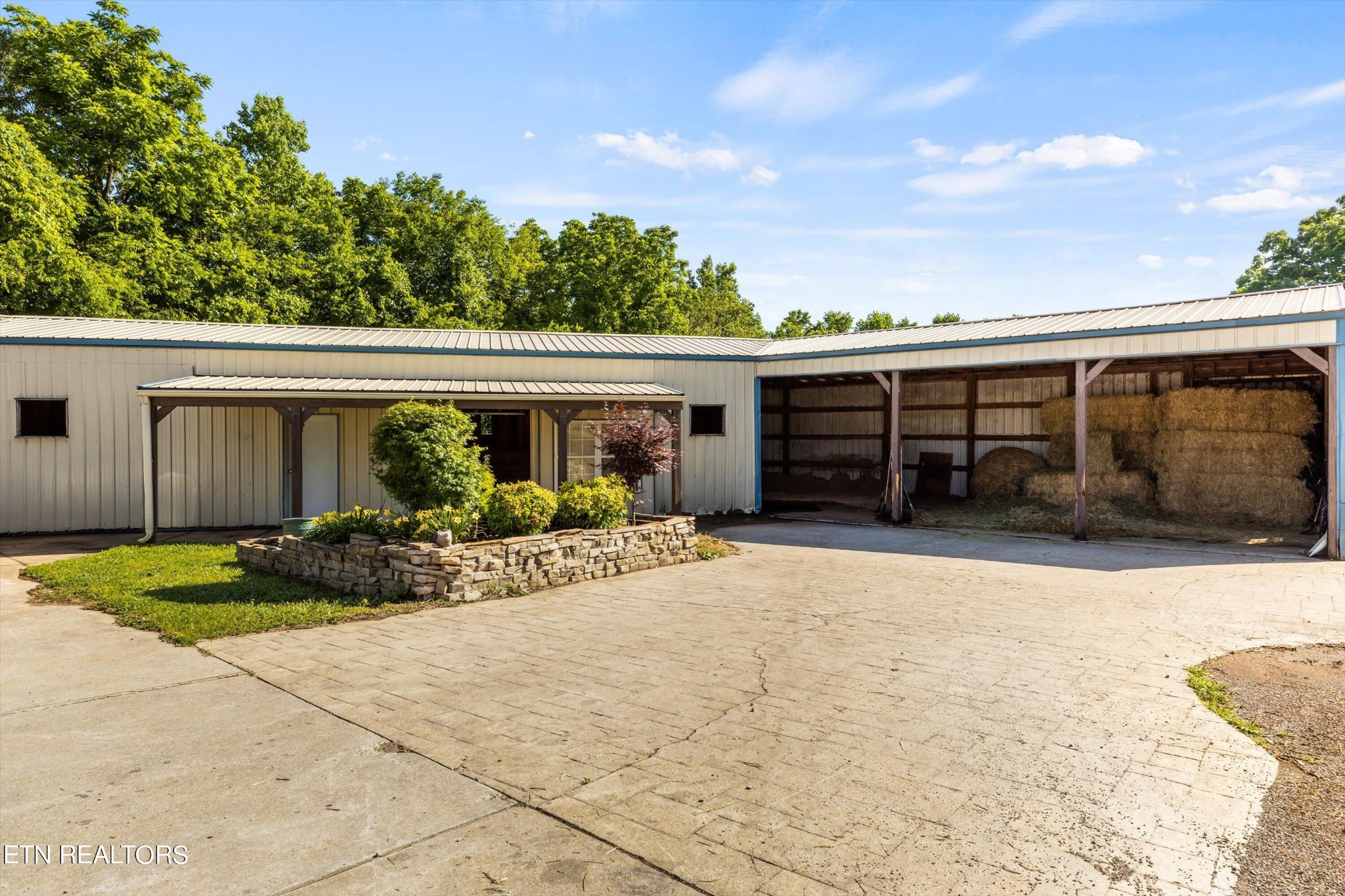 2304 W Gallaher Ferry Rd