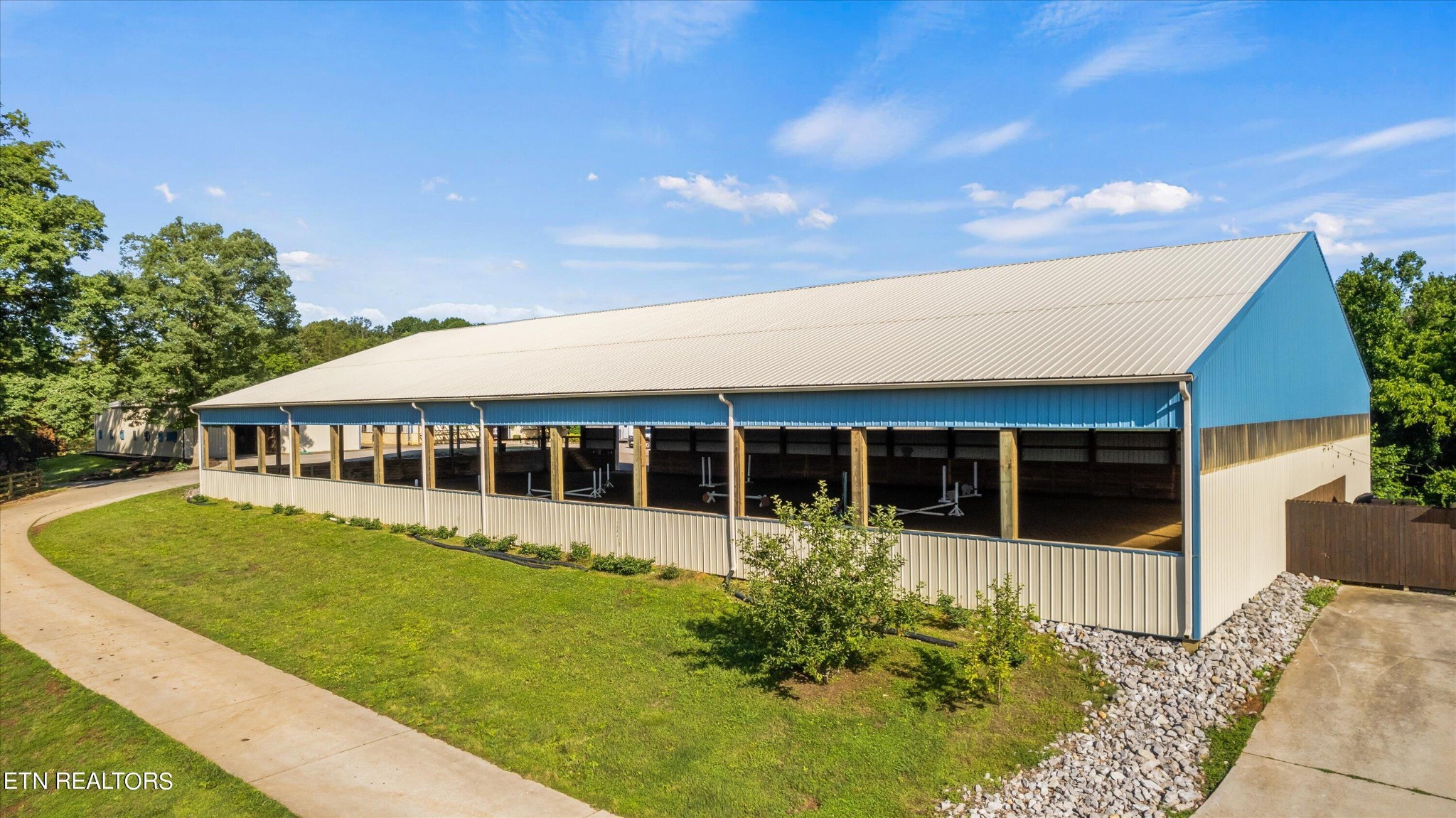 2304 W Gallaher Ferry Rd