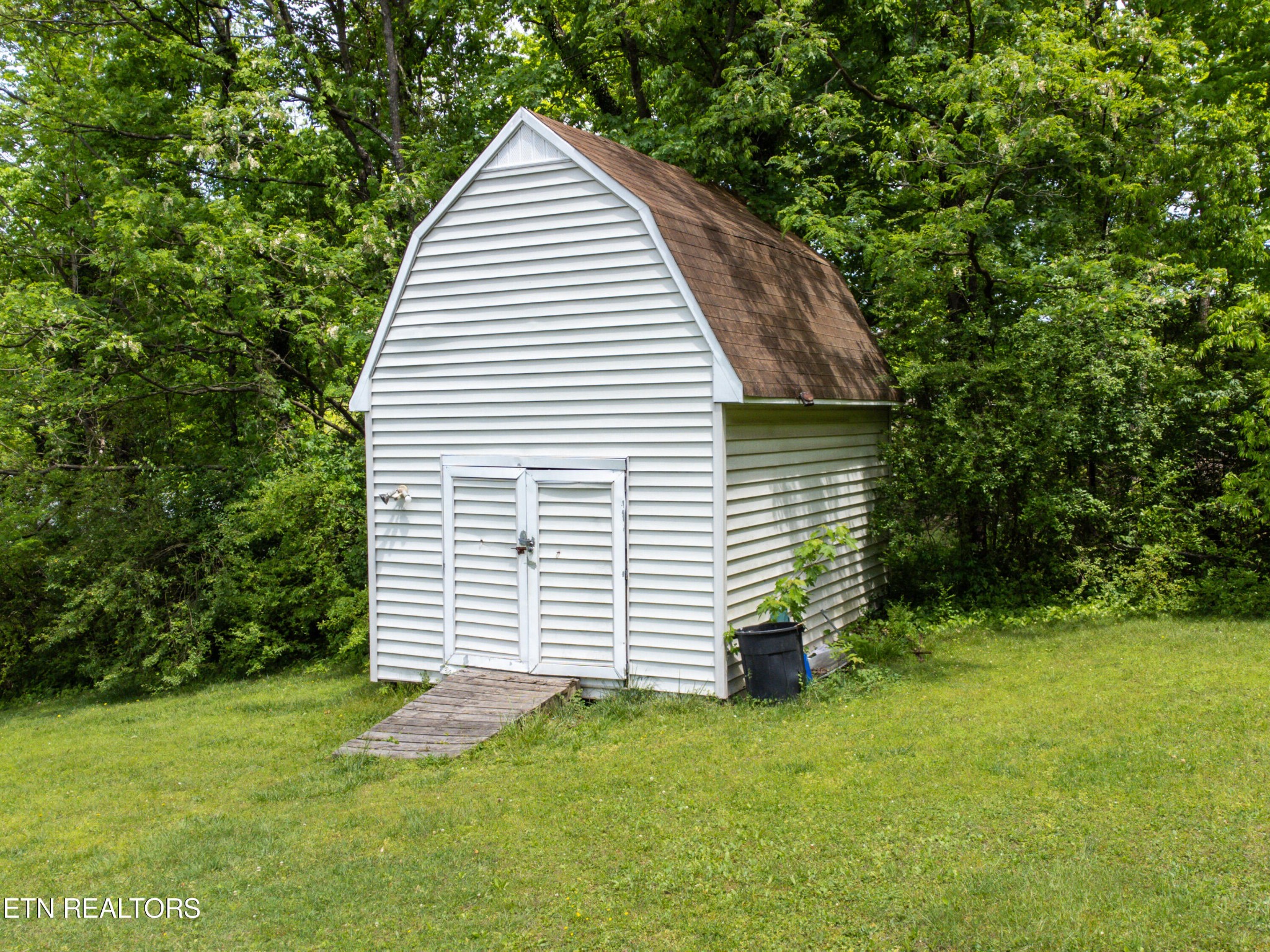630 N Kingston Ave